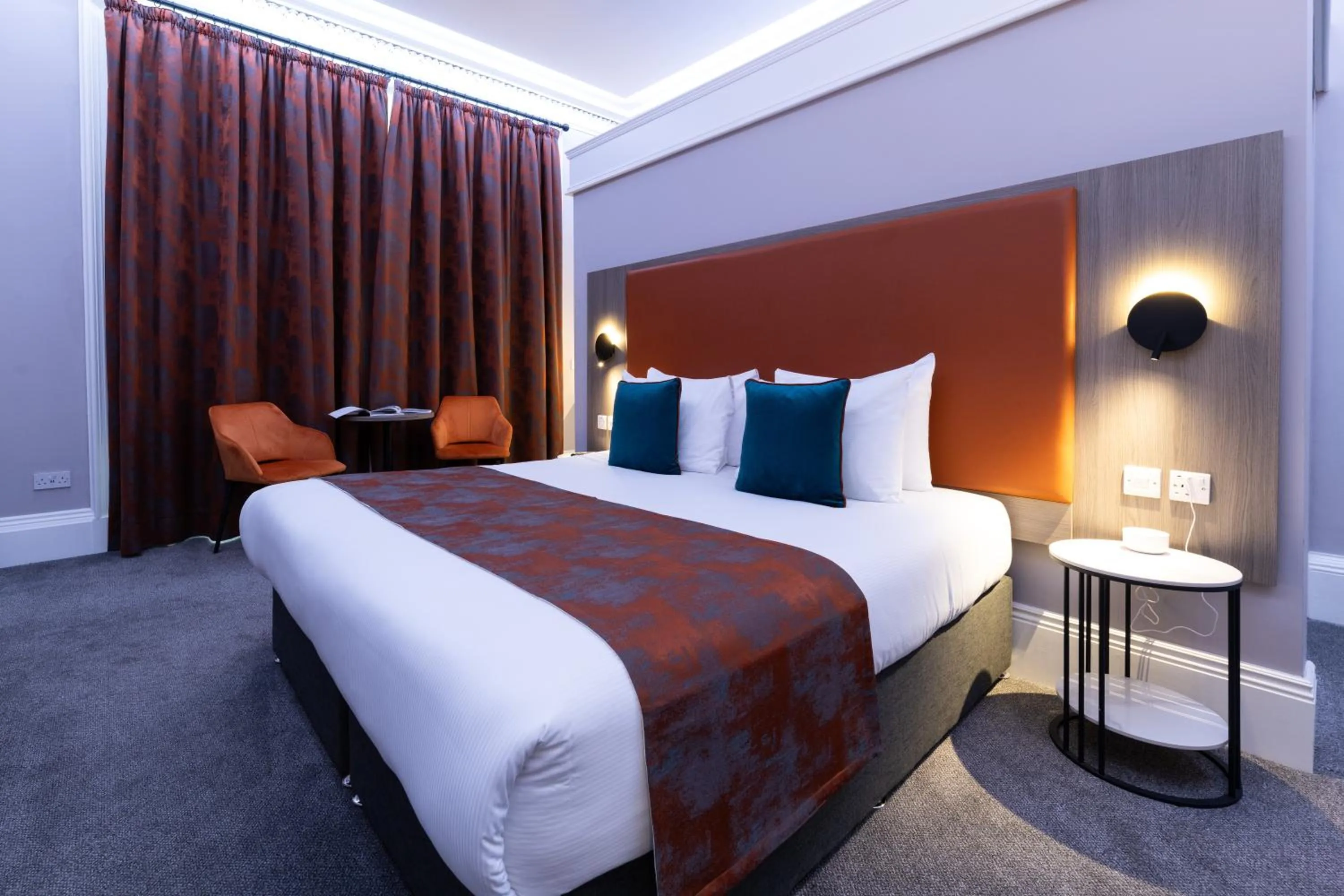 Bed in Linen Bank Residence - Aparthotel