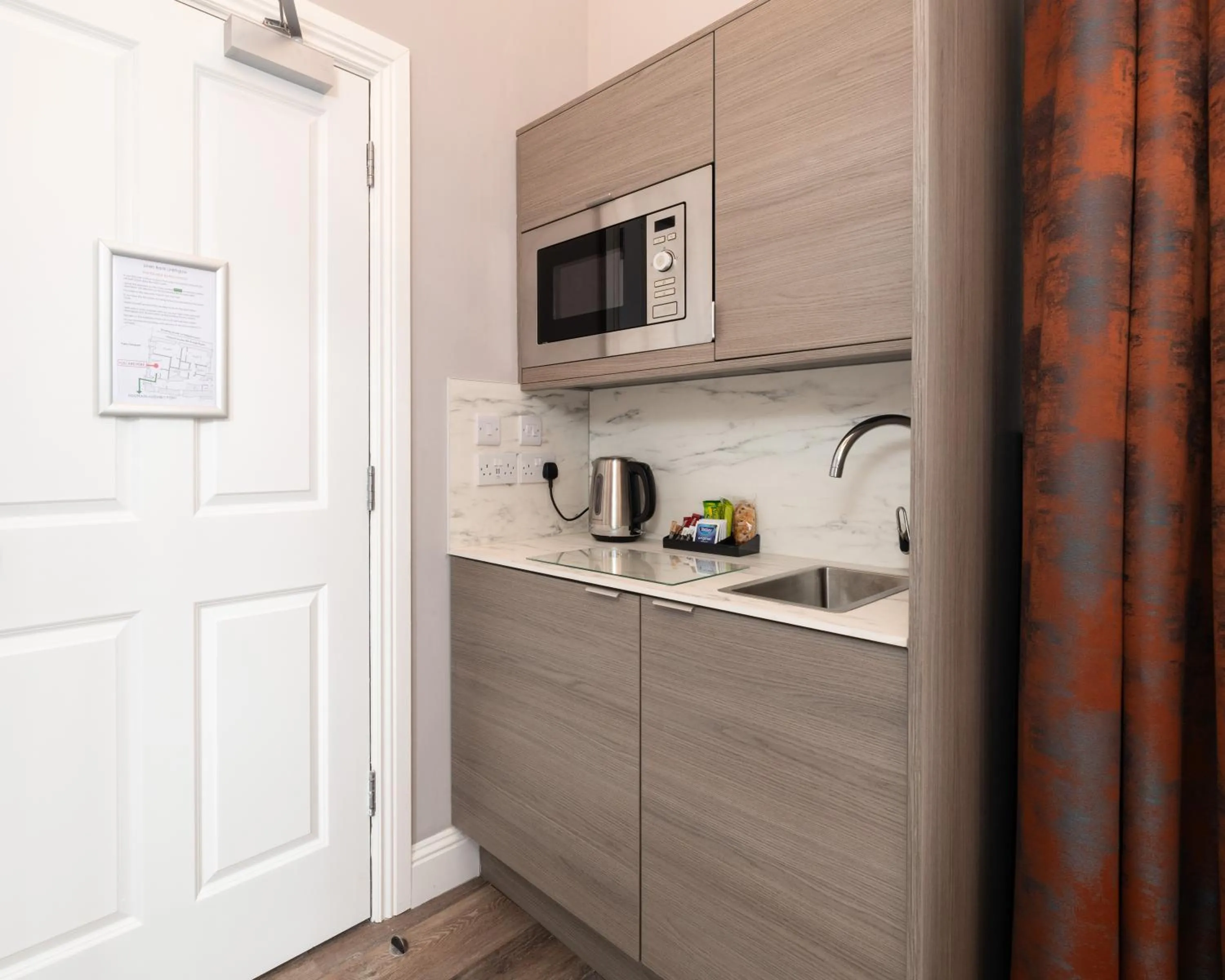 Kitchen or kitchenette in Linen Bank Residence - Aparthotel