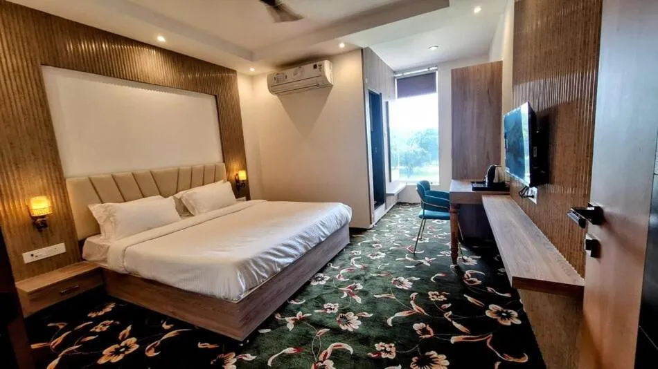 Mango Retreat