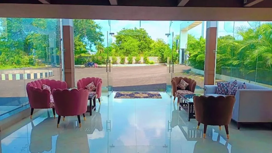 Mango Retreat