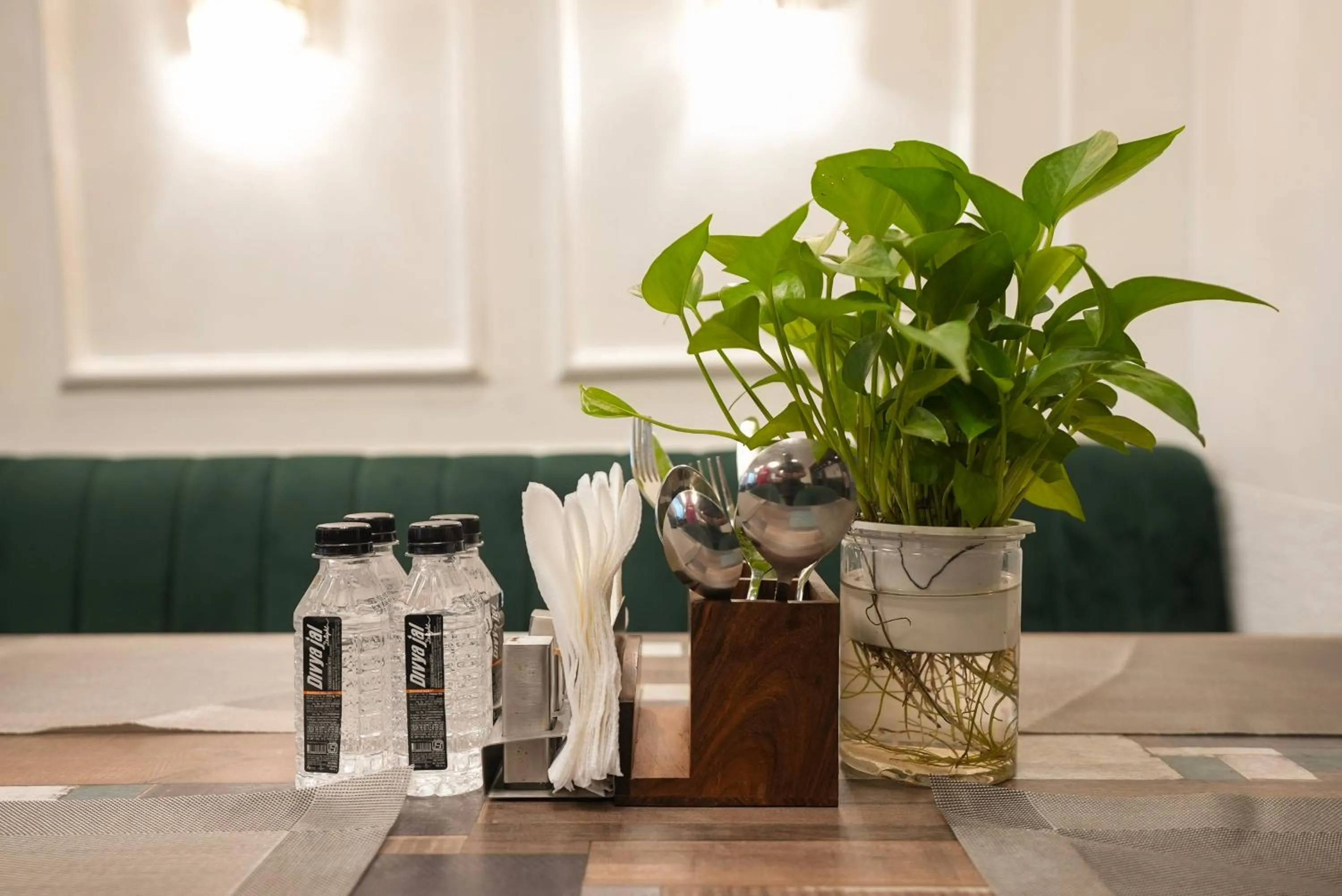 Restaurant/places to eat in The Riverstone Inn