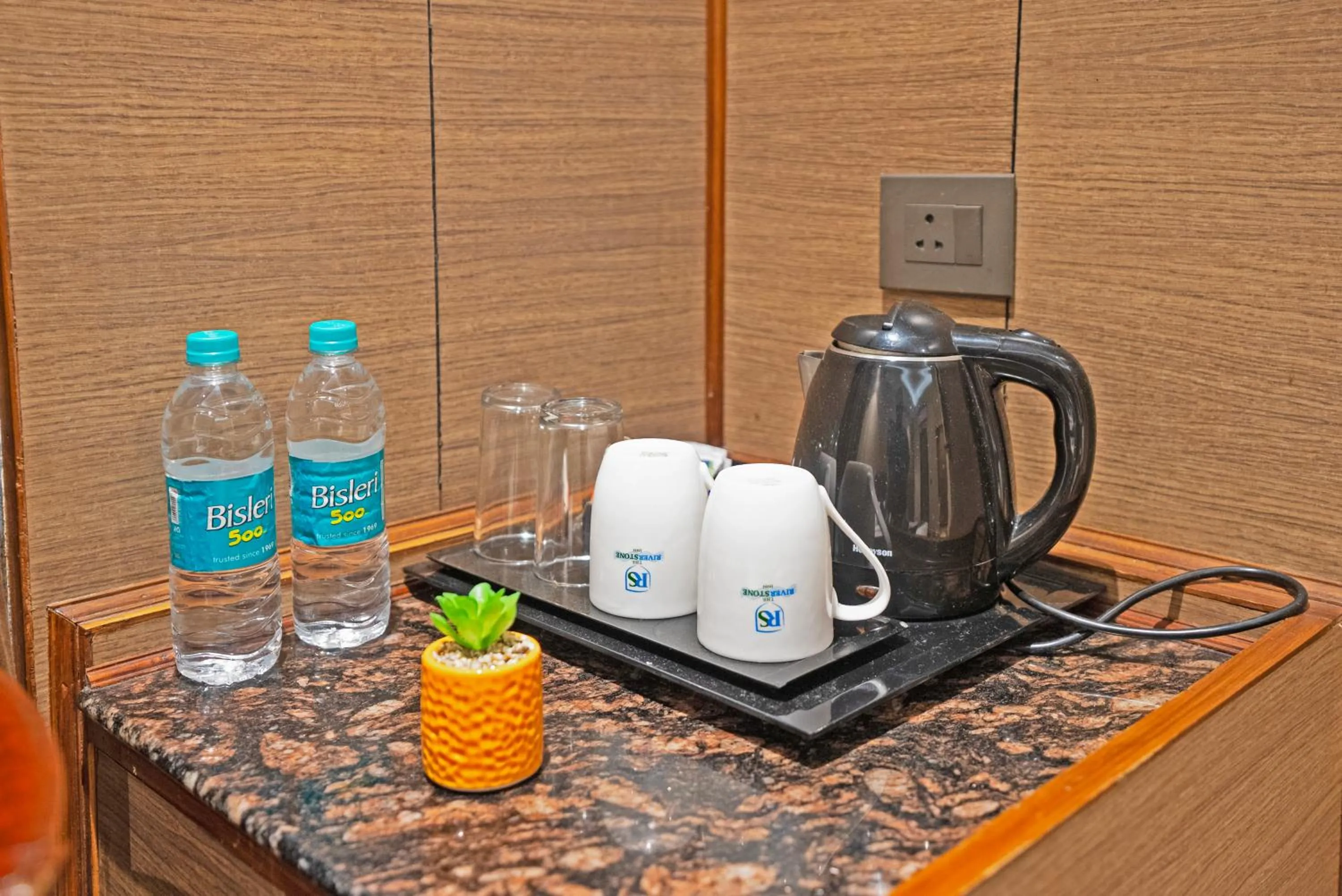 Coffee/tea facilities in The Riverstone Inn