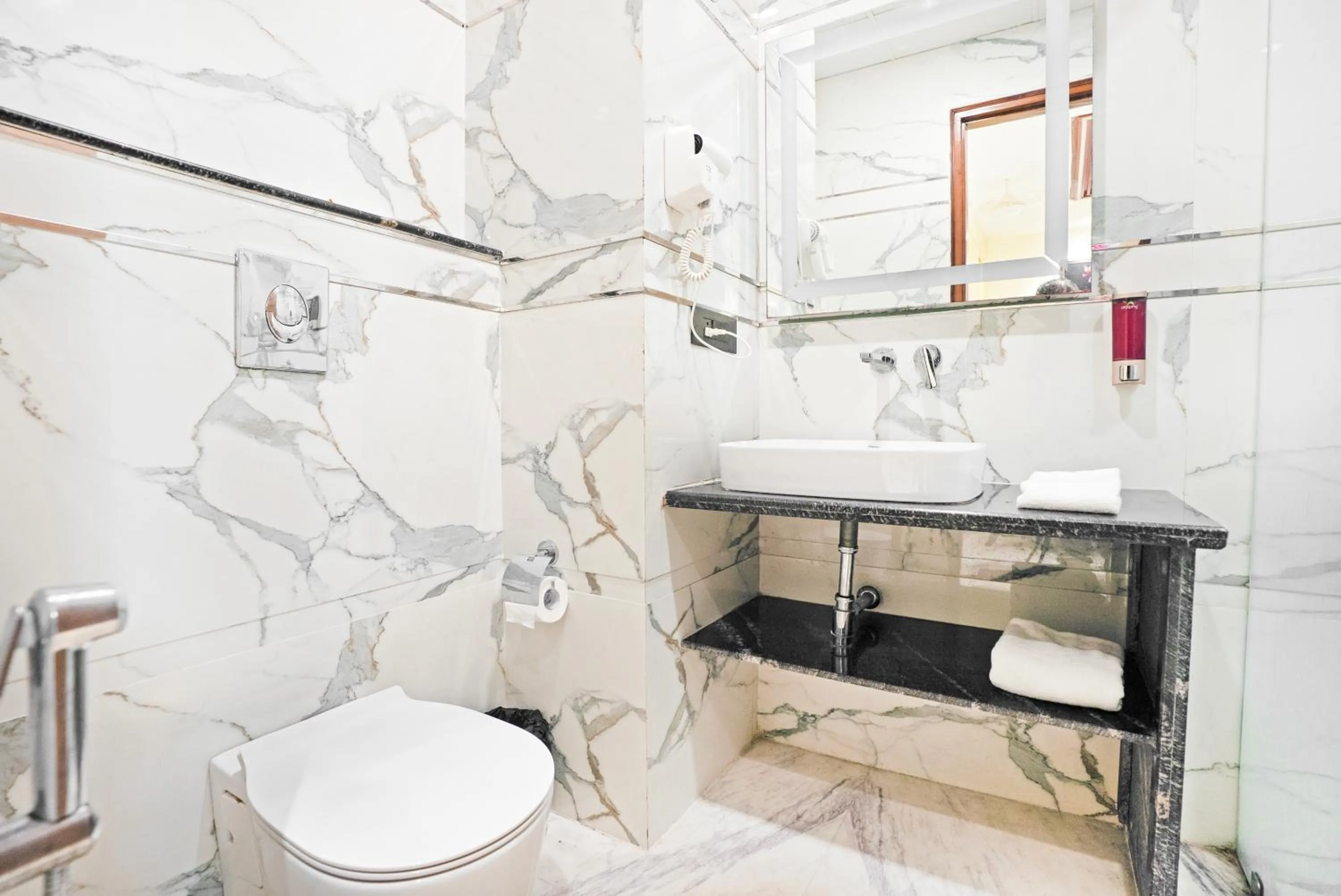 Shower in The Riverstone Inn