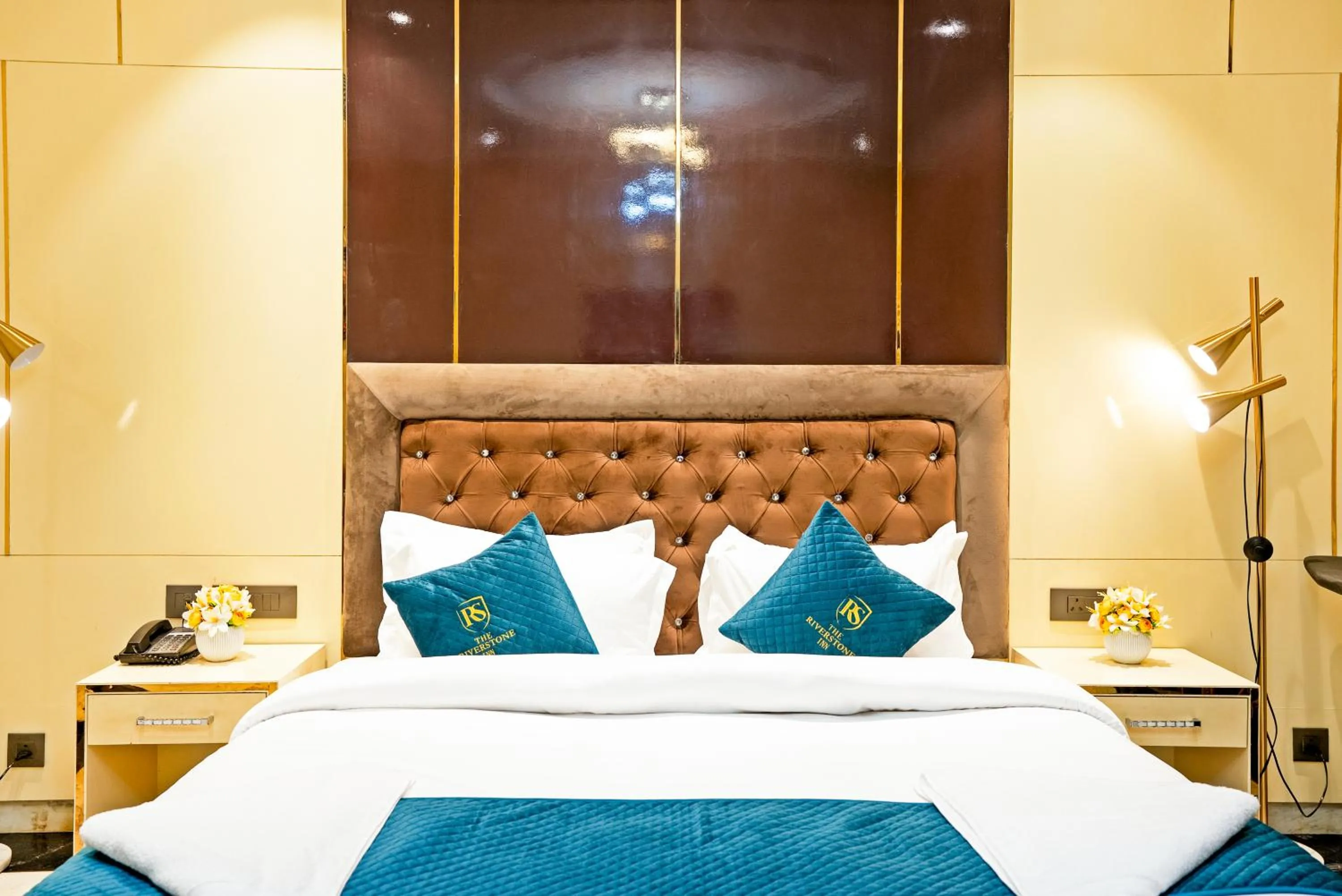 Bed in The Riverstone Inn