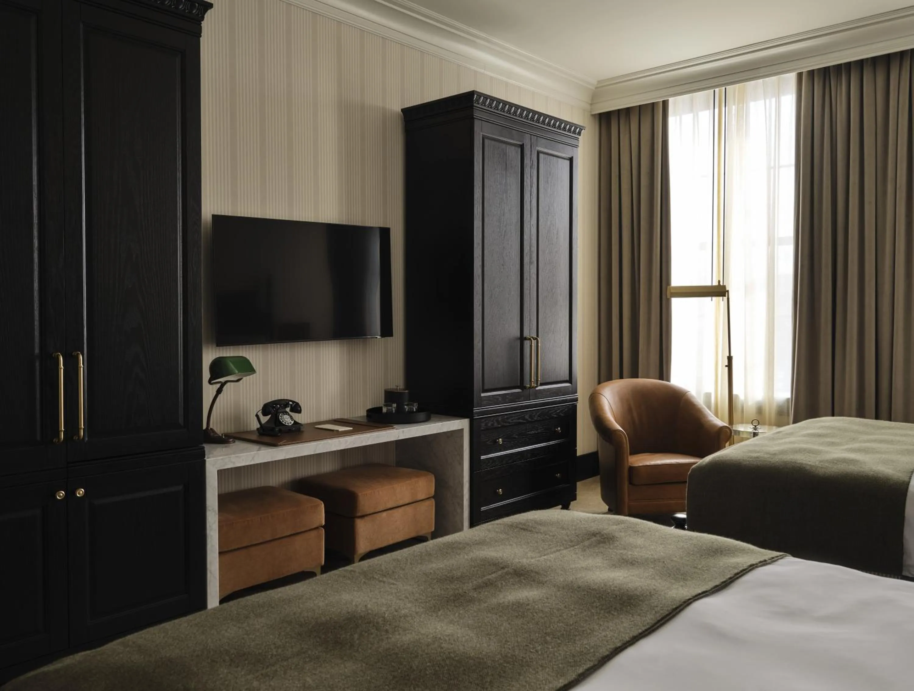 Bedroom, Bed in Hotel 1928