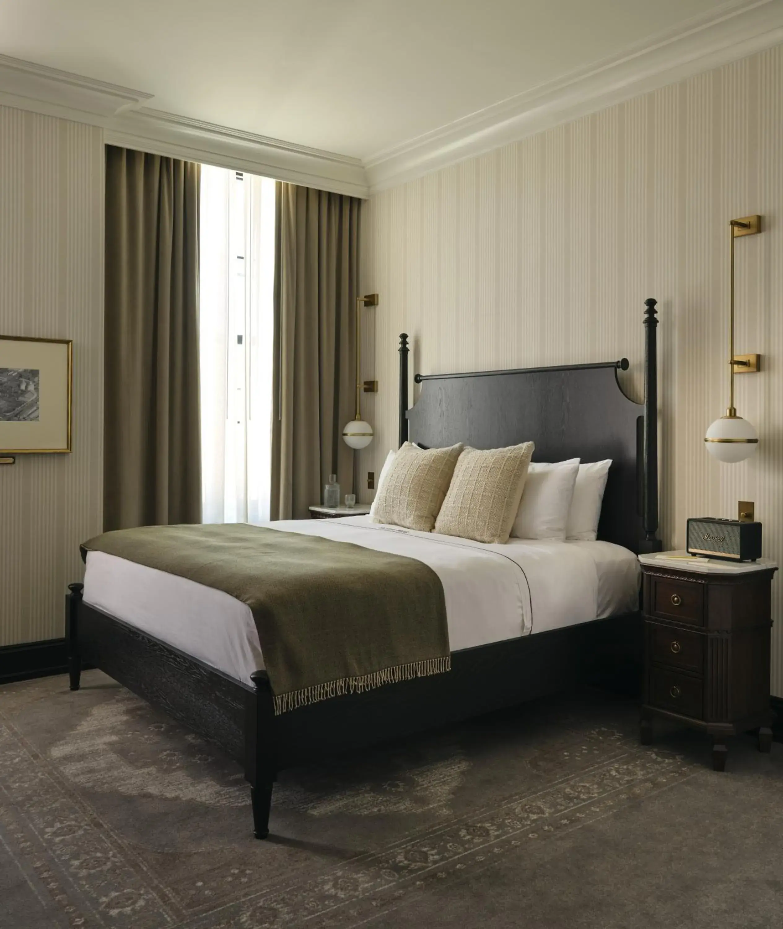 King Room in Hotel 1928 King Room in Hotel 1928