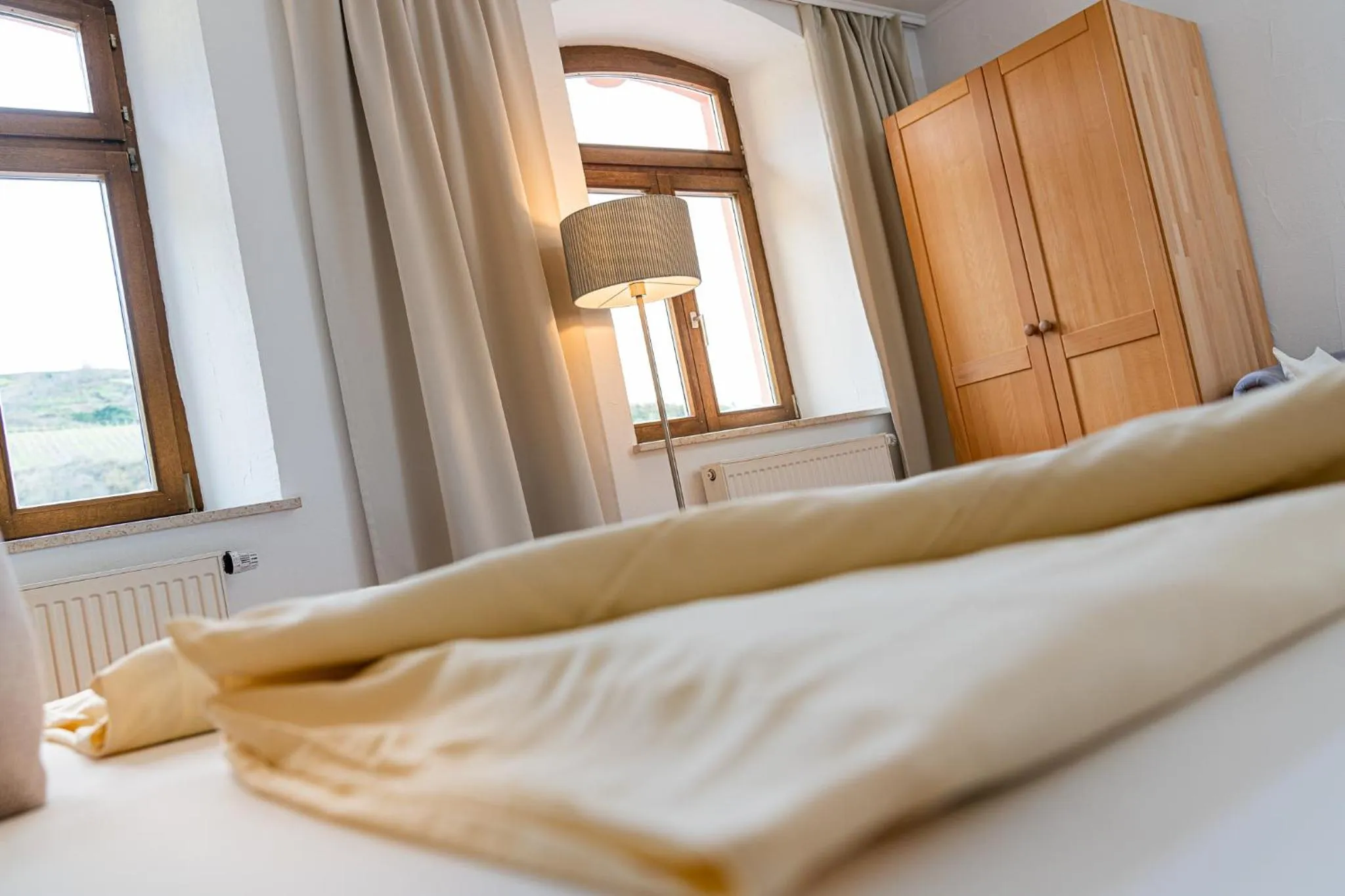 Bed in Hotel- Weingut- Moselloreley