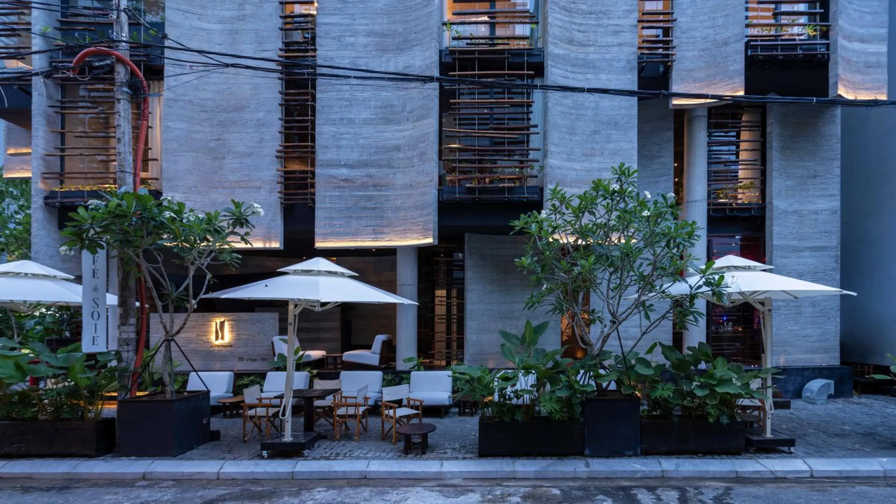 Property building in Hôtel de Soie Property building in Hôtel de Soie