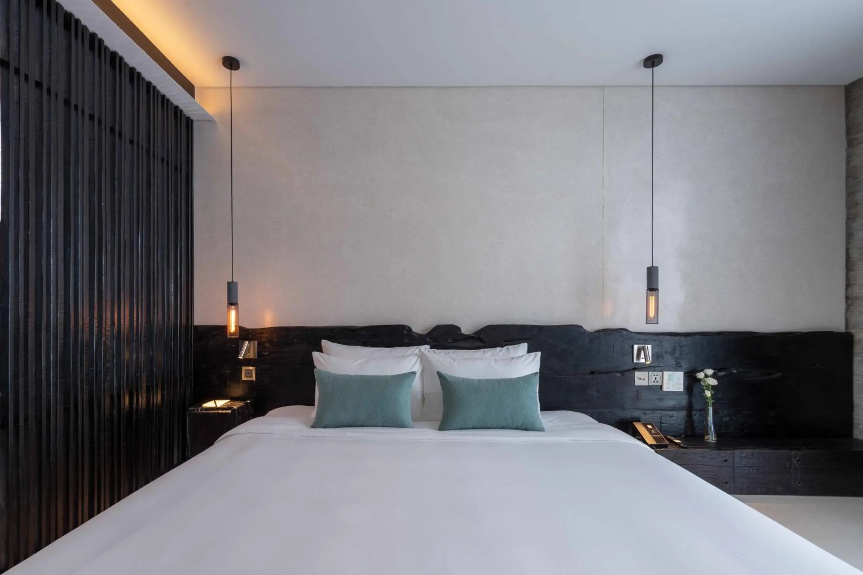 Double Room in Hôtel de Soie Double Room in Hôtel de Soie