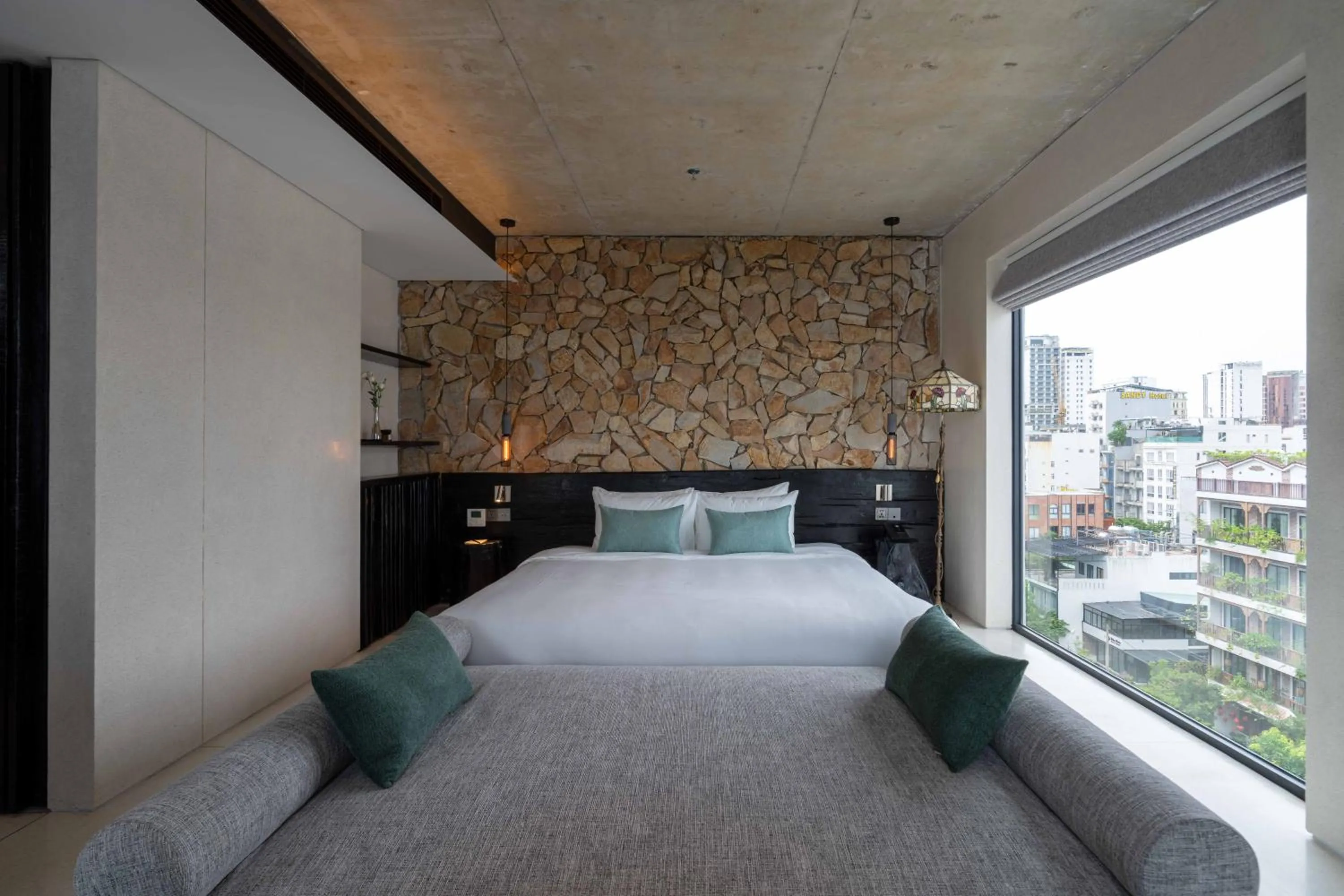 Bedroom, Bed in Hôtel de Soie