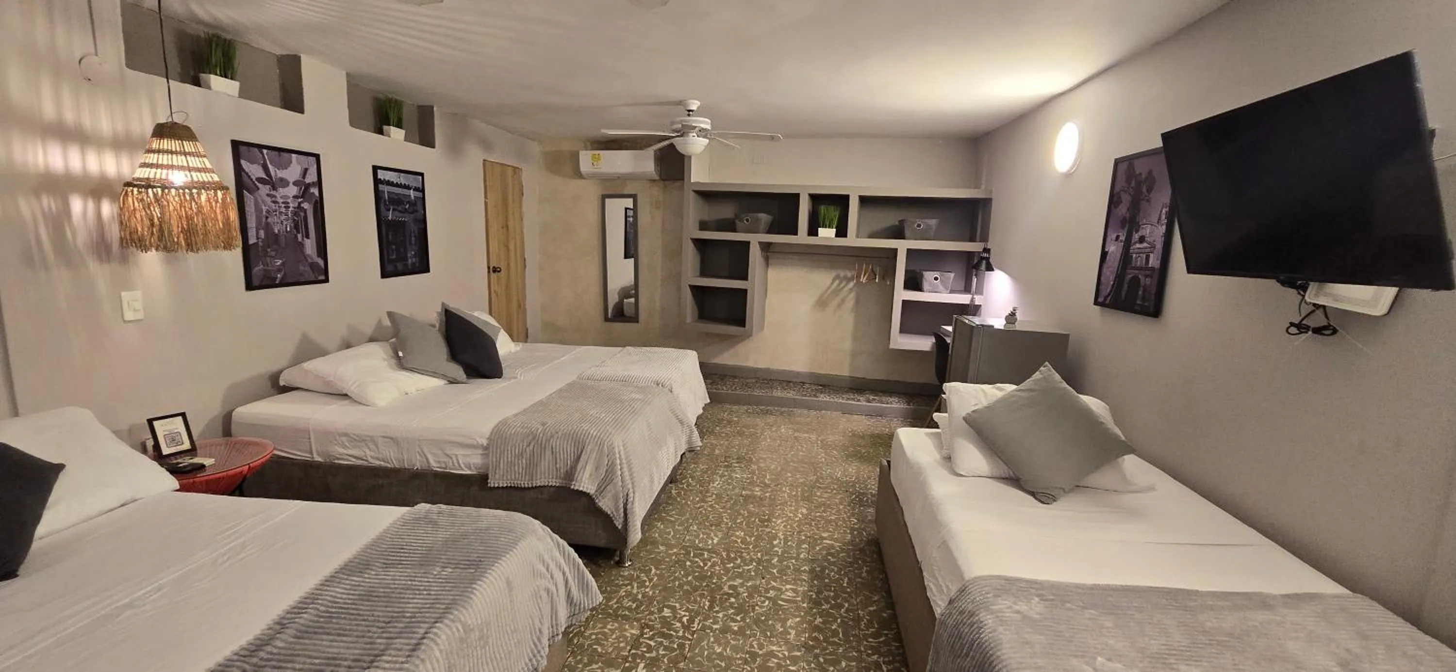 TV and multimedia, Bed in Hotel Casa Agena