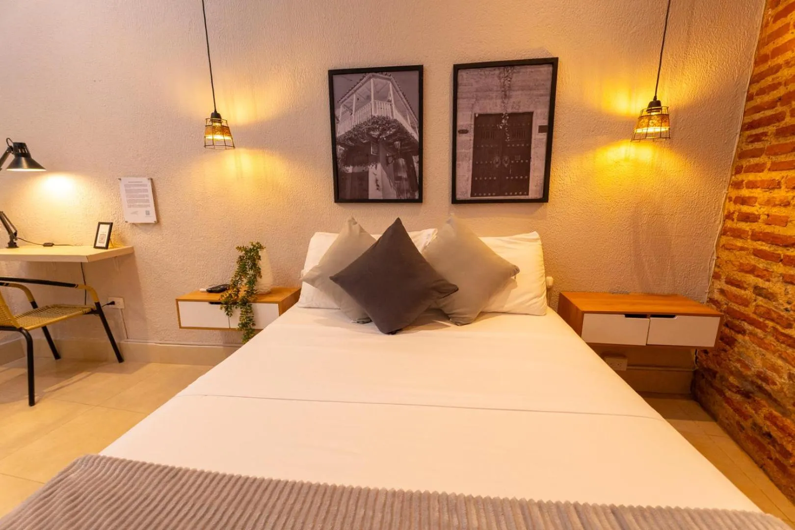 Photo of the whole room, Bed in Hotel Casa Agena