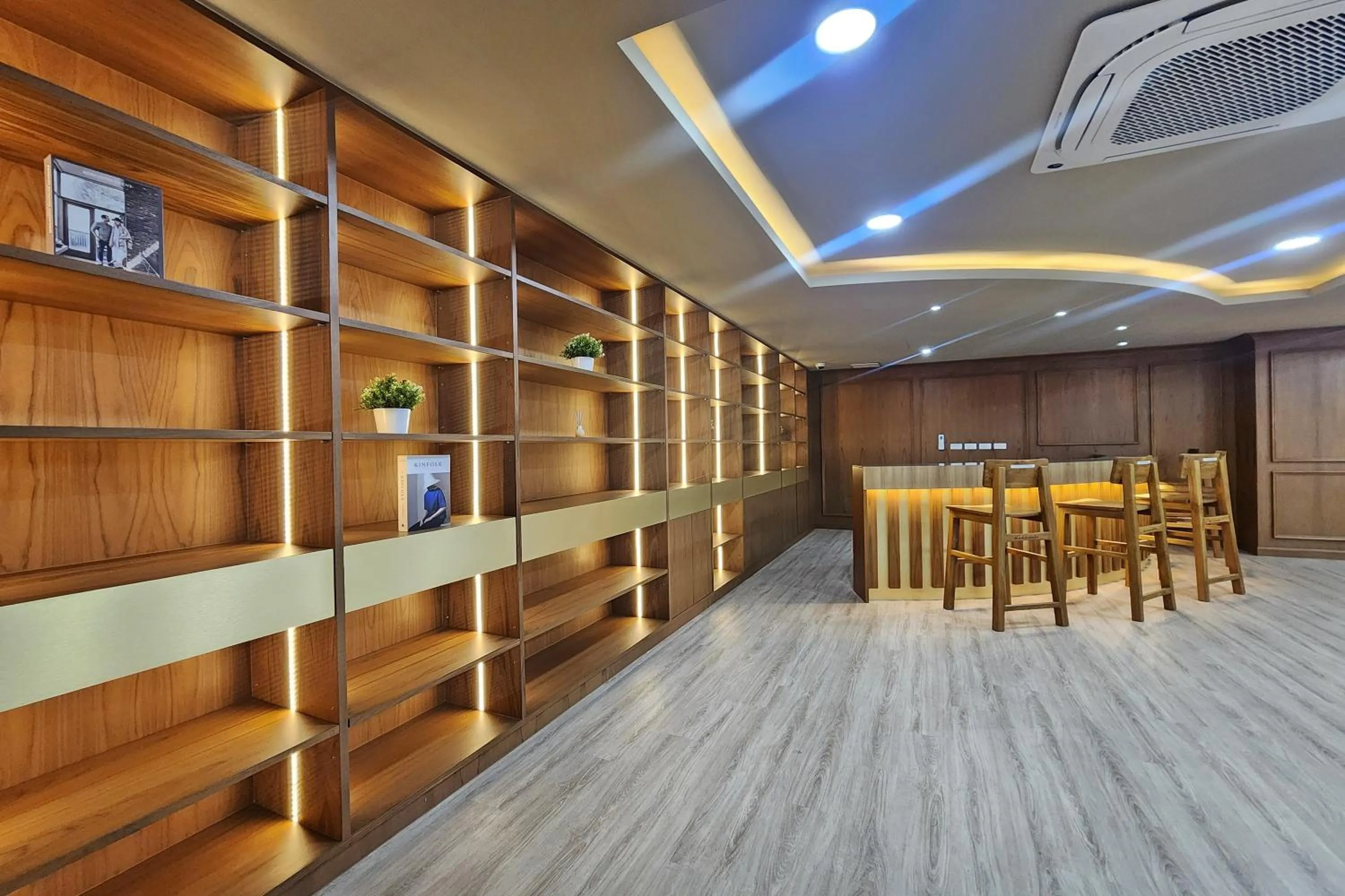 Living room in Suan Sunandha Palace Hotel