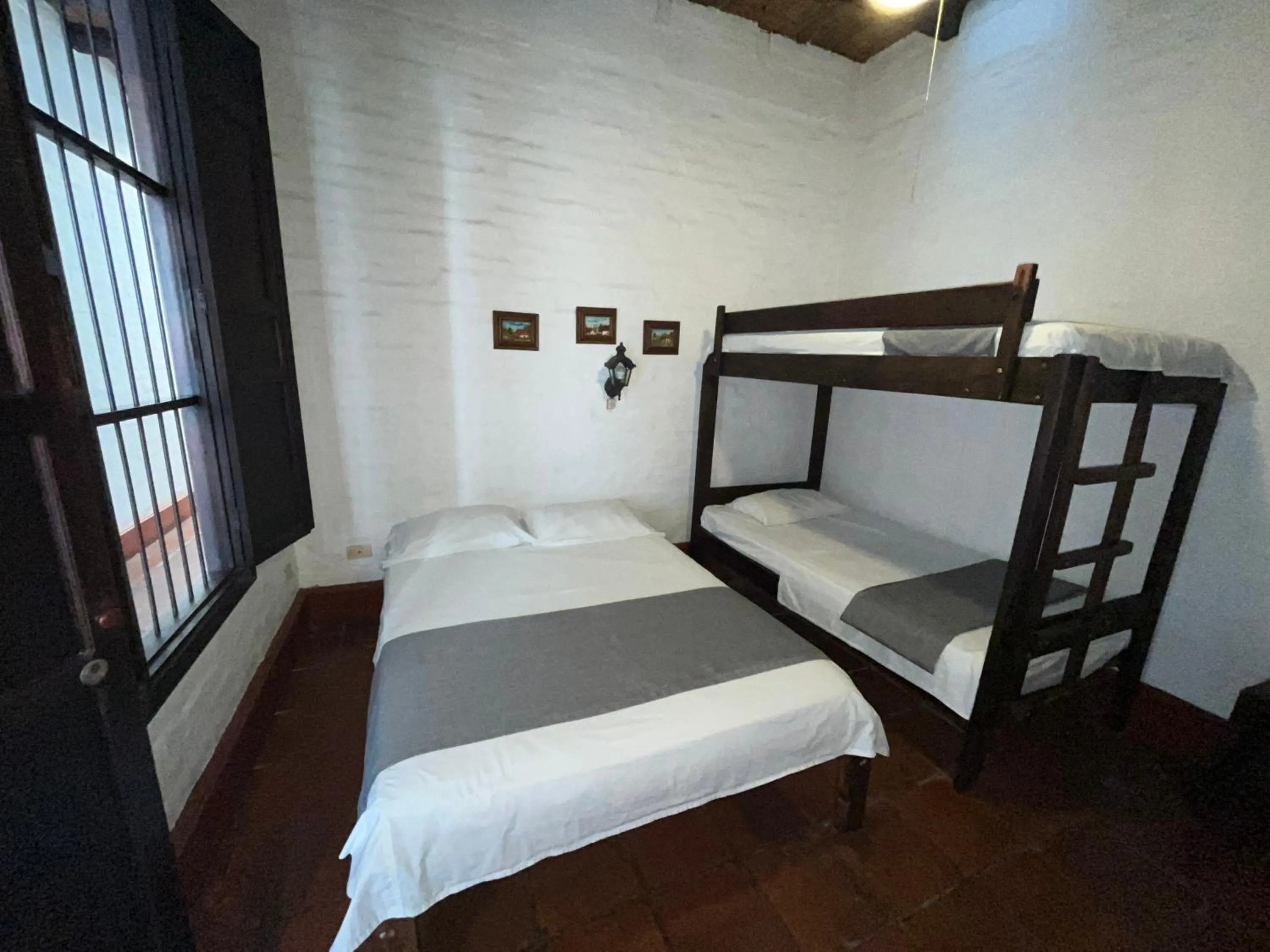 Bed in Hotel Colonial Palmira