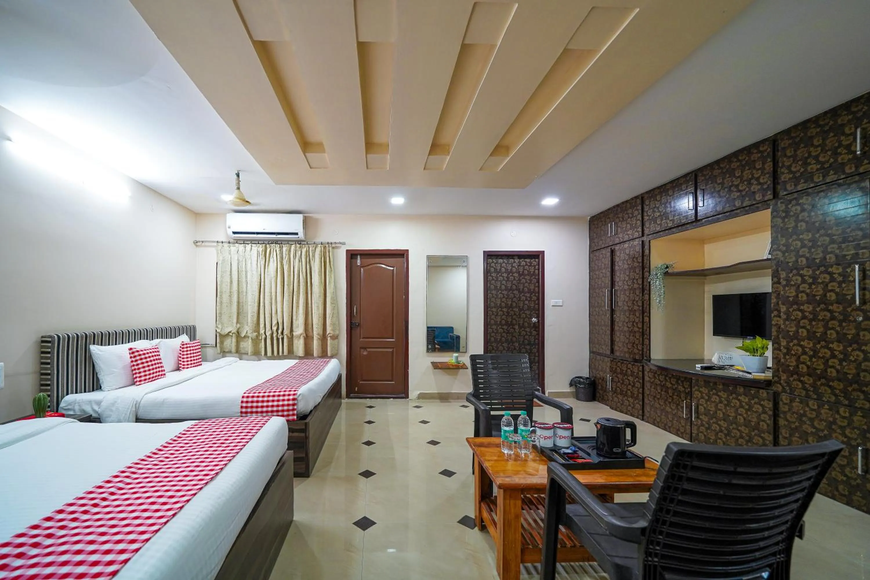 Bed in Open Hotel by Olive - Oceanic Vibes Hotel - RK Beach