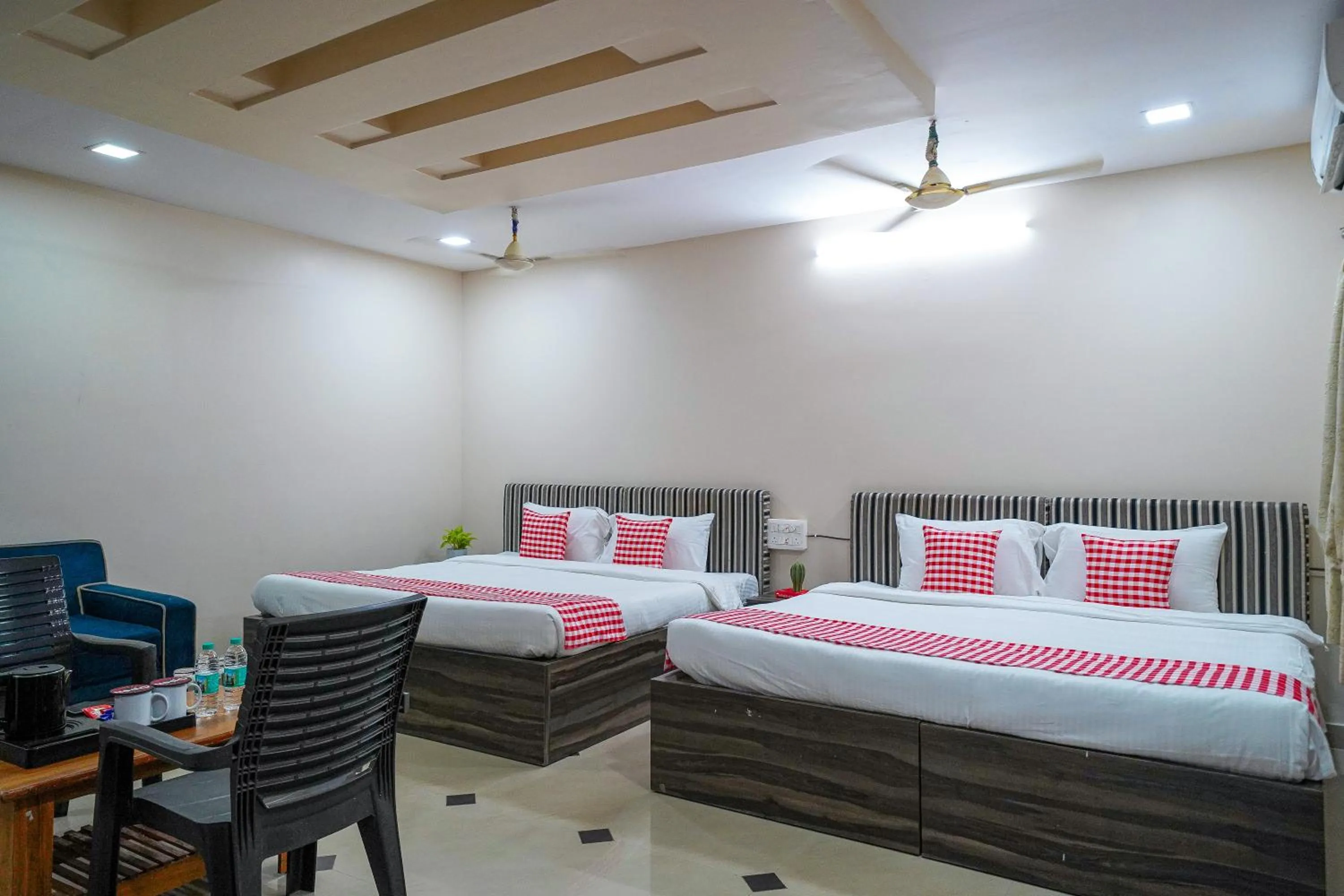 Bed in Open Hotel by Olive - Oceanic Vibes Hotel - RK Beach
