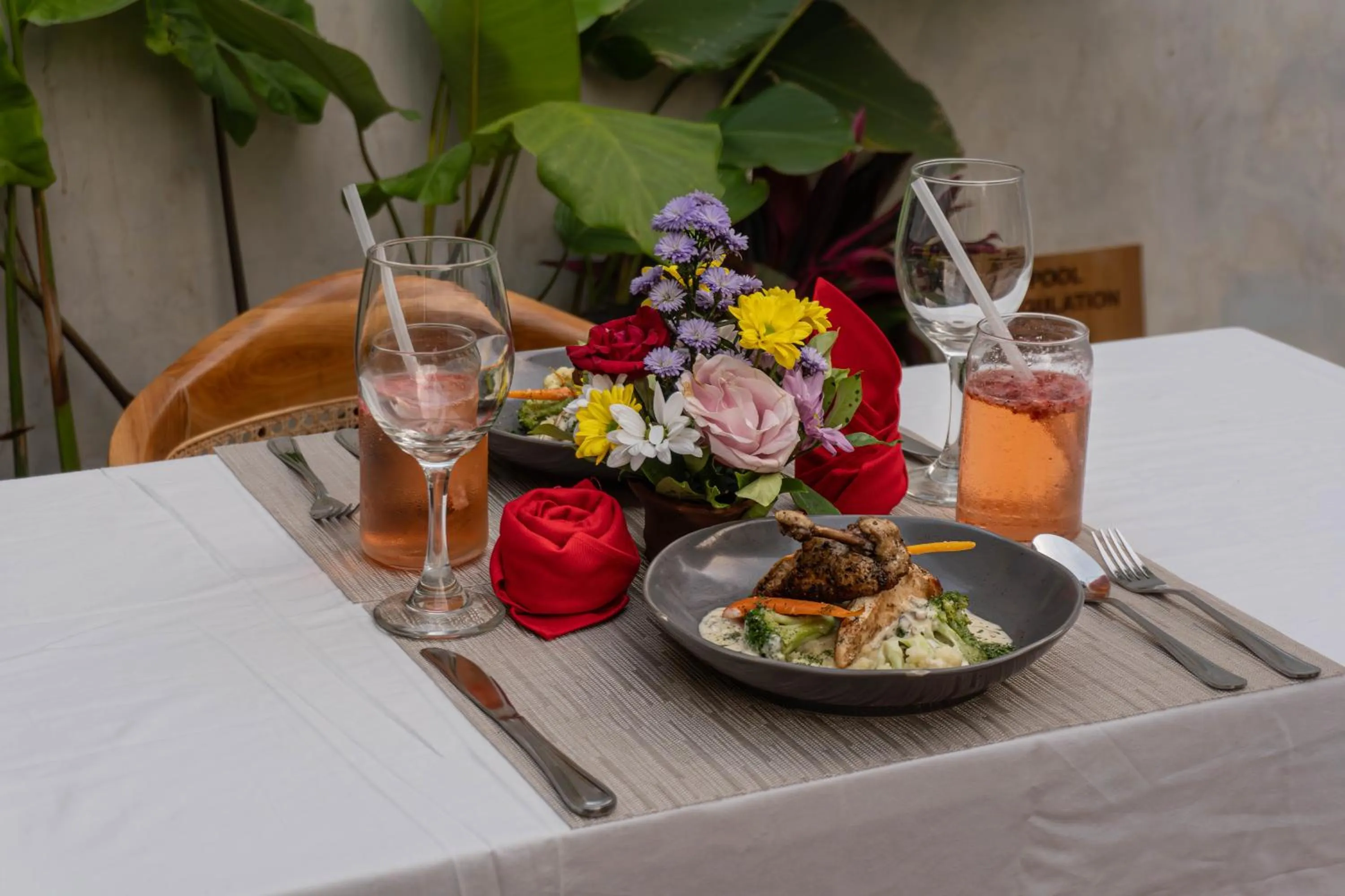 Food and drinks in Davaya Villas Ubud
