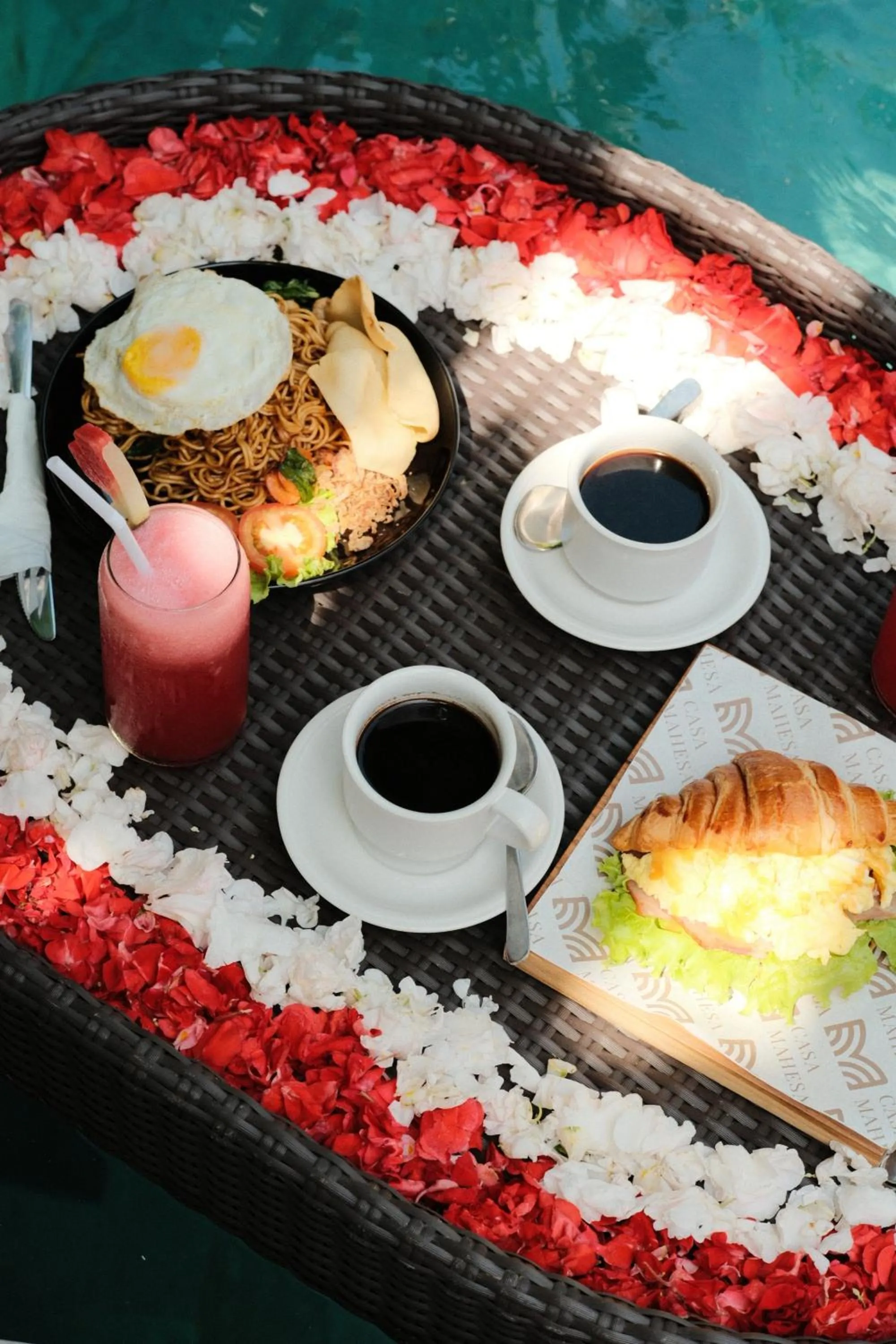 Food and drinks in Davaya Villas Ubud