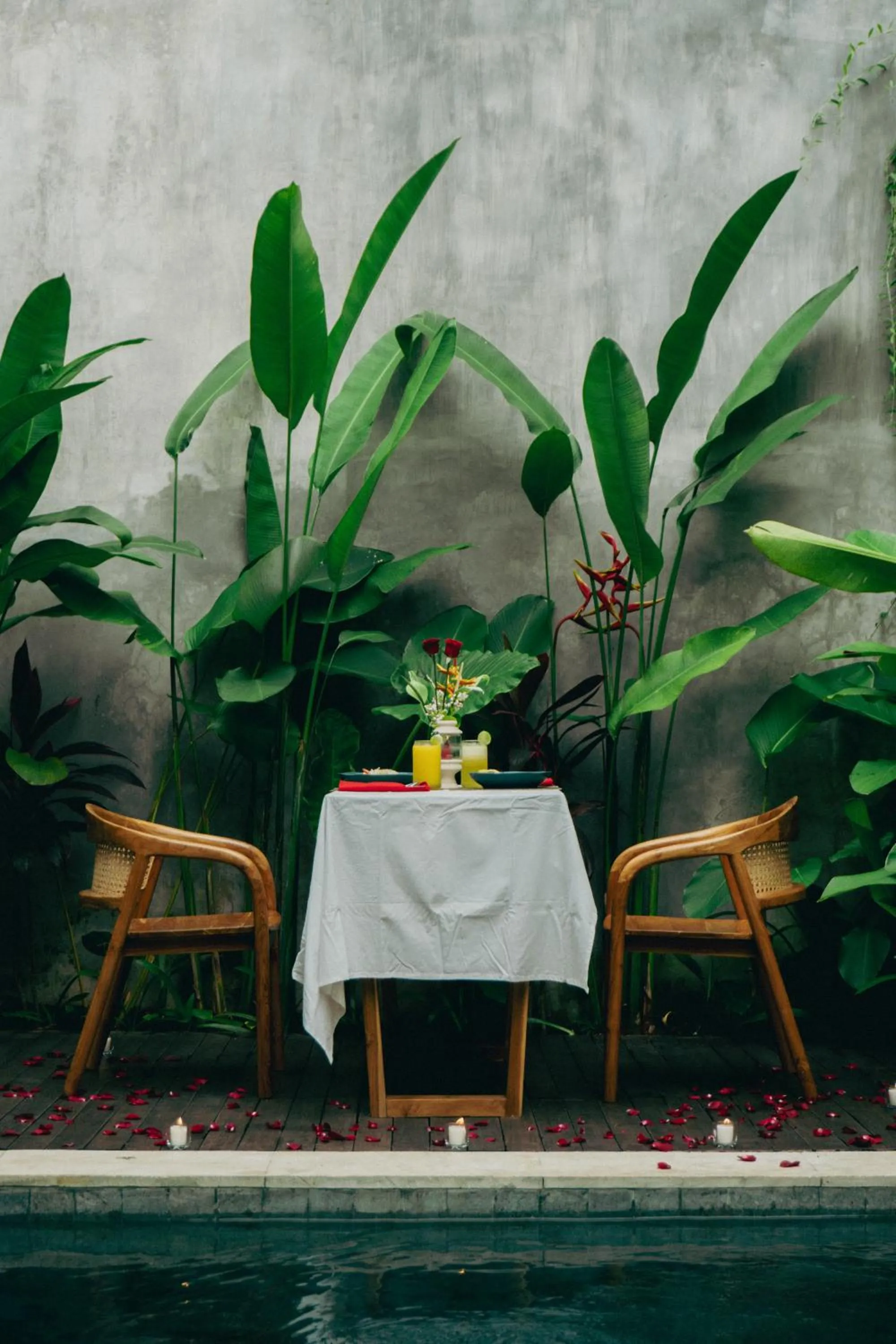 Food and drinks in Davaya Villas Ubud