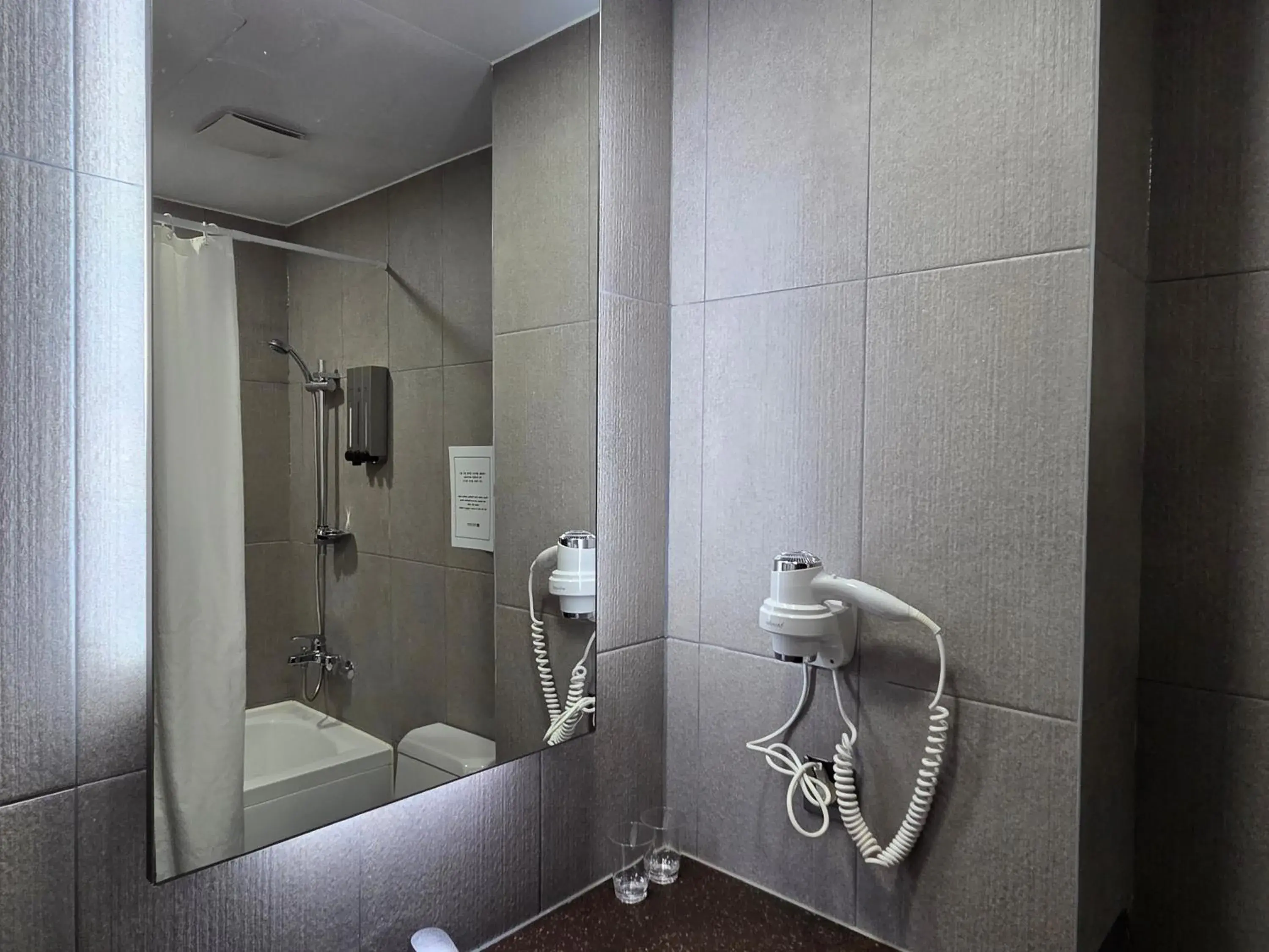 Double Room with Sea View in Riviera Hotel Yeongjong Double Room with Sea View in Riviera Hotel Yeongjong