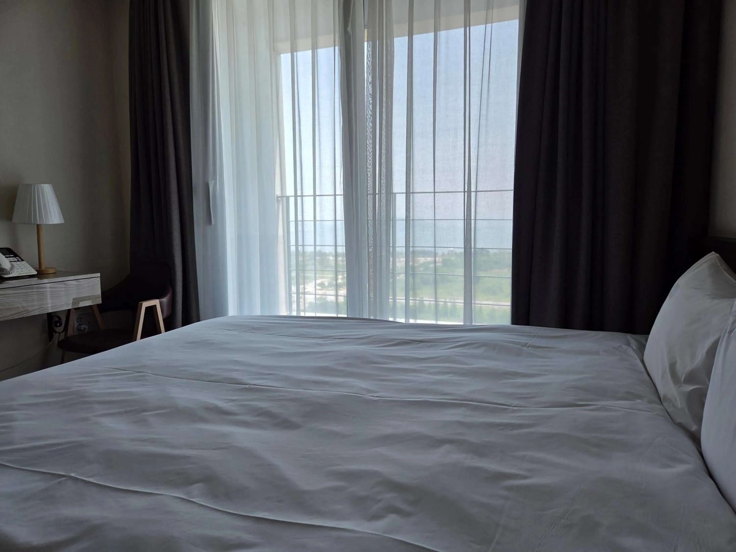 Bed in Riviera Hotel Yeongjong