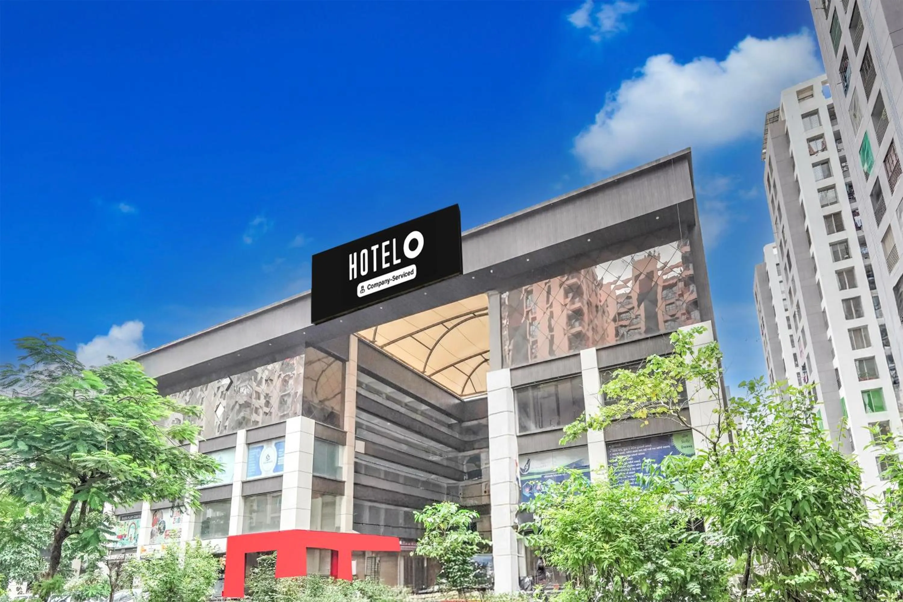 Facade/entrance in Hotel O Sneh Rashmi Botanical Garden Surat Formerly Stadium Plaza