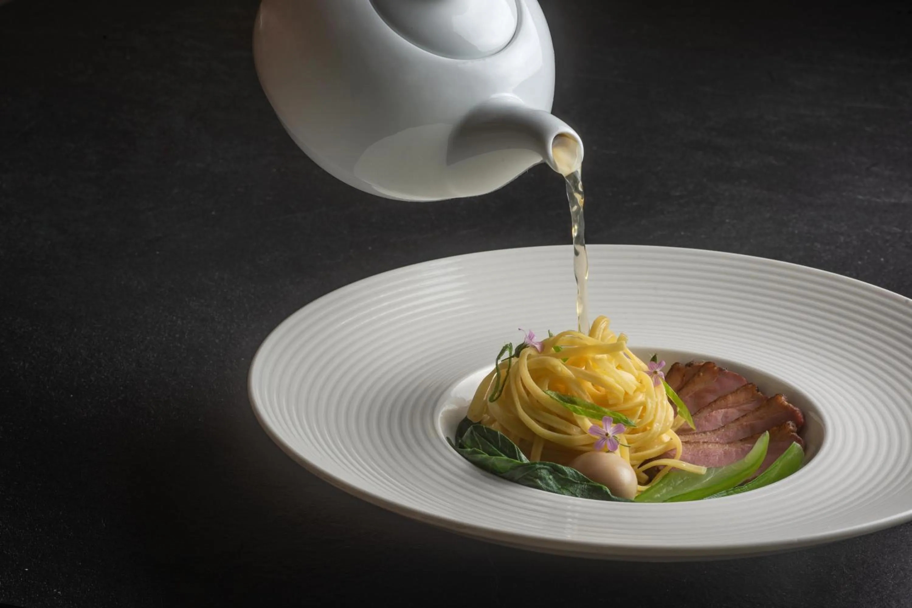 Food and drinks in NH Collection Alagna Mirtillo Rosso