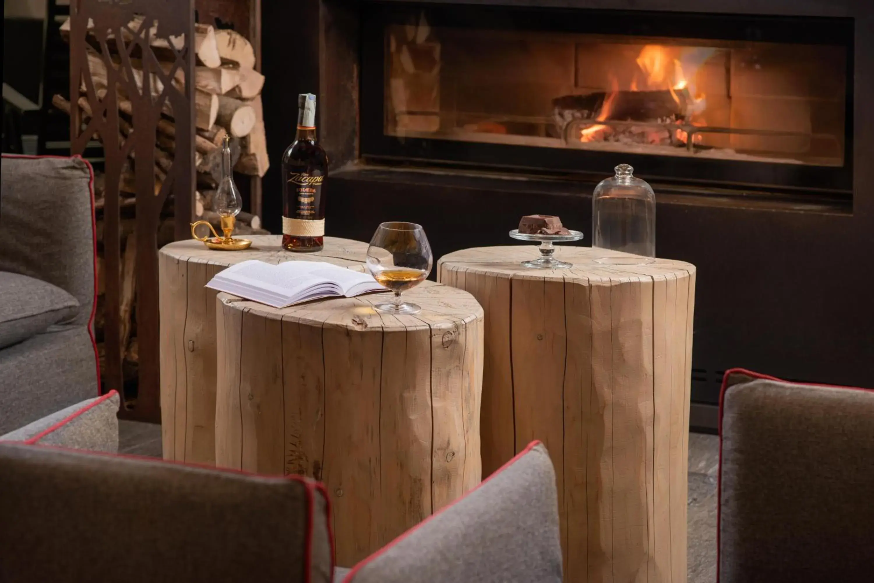 Lobby or reception in NH Collection Alagna Mirtillo Rosso Lobby or reception in NH Collection Alagna Mirtillo Rosso