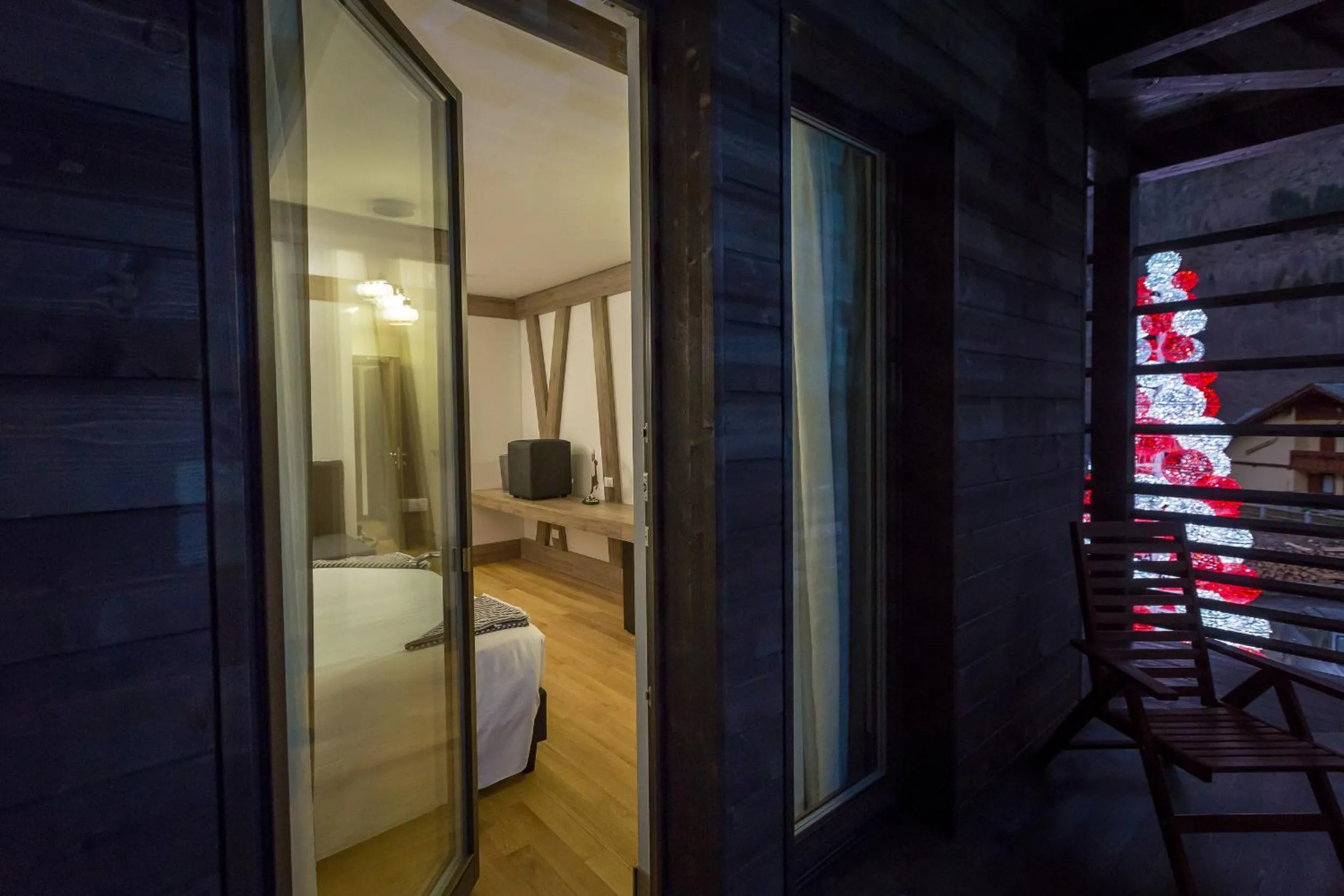 Balcony/Terrace, Bed in NH Collection Alagna Mirtillo Rosso