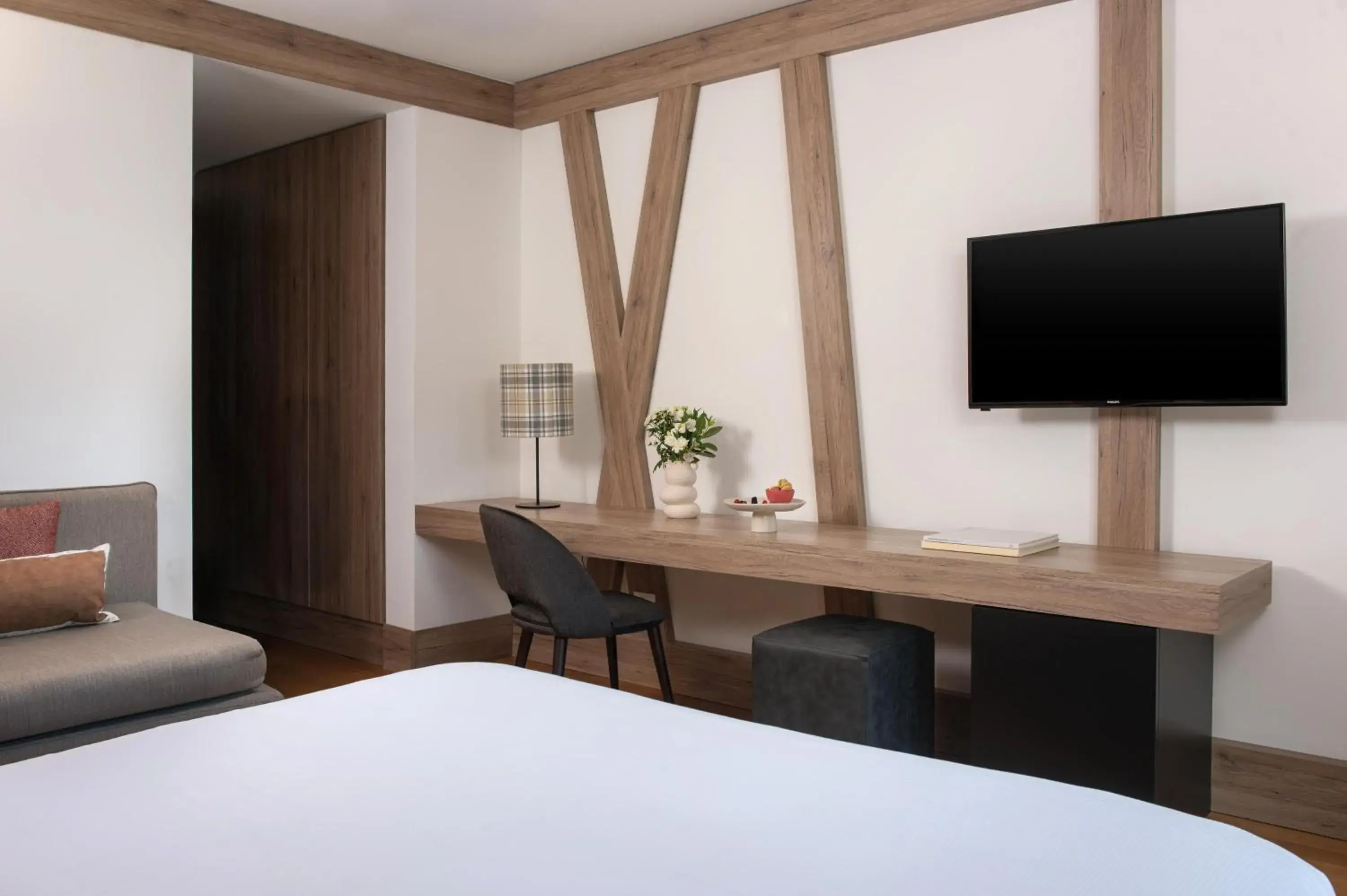 Bedroom, Bed in NH Collection Alagna Mirtillo Rosso Bedroom, Bed in NH Collection Alagna Mirtillo Rosso