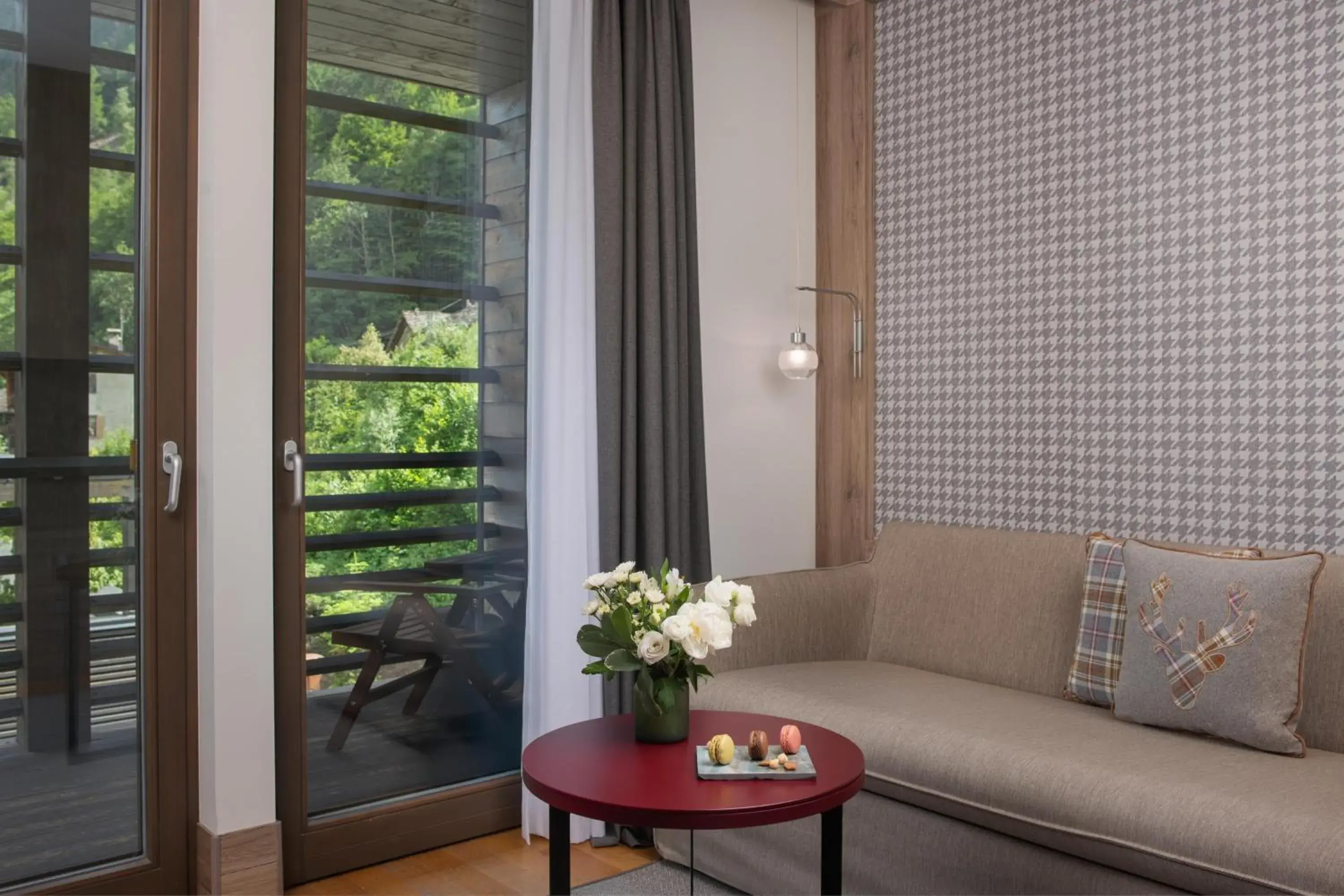 Property building in NH Collection Alagna Mirtillo Rosso Property building in NH Collection Alagna Mirtillo Rosso