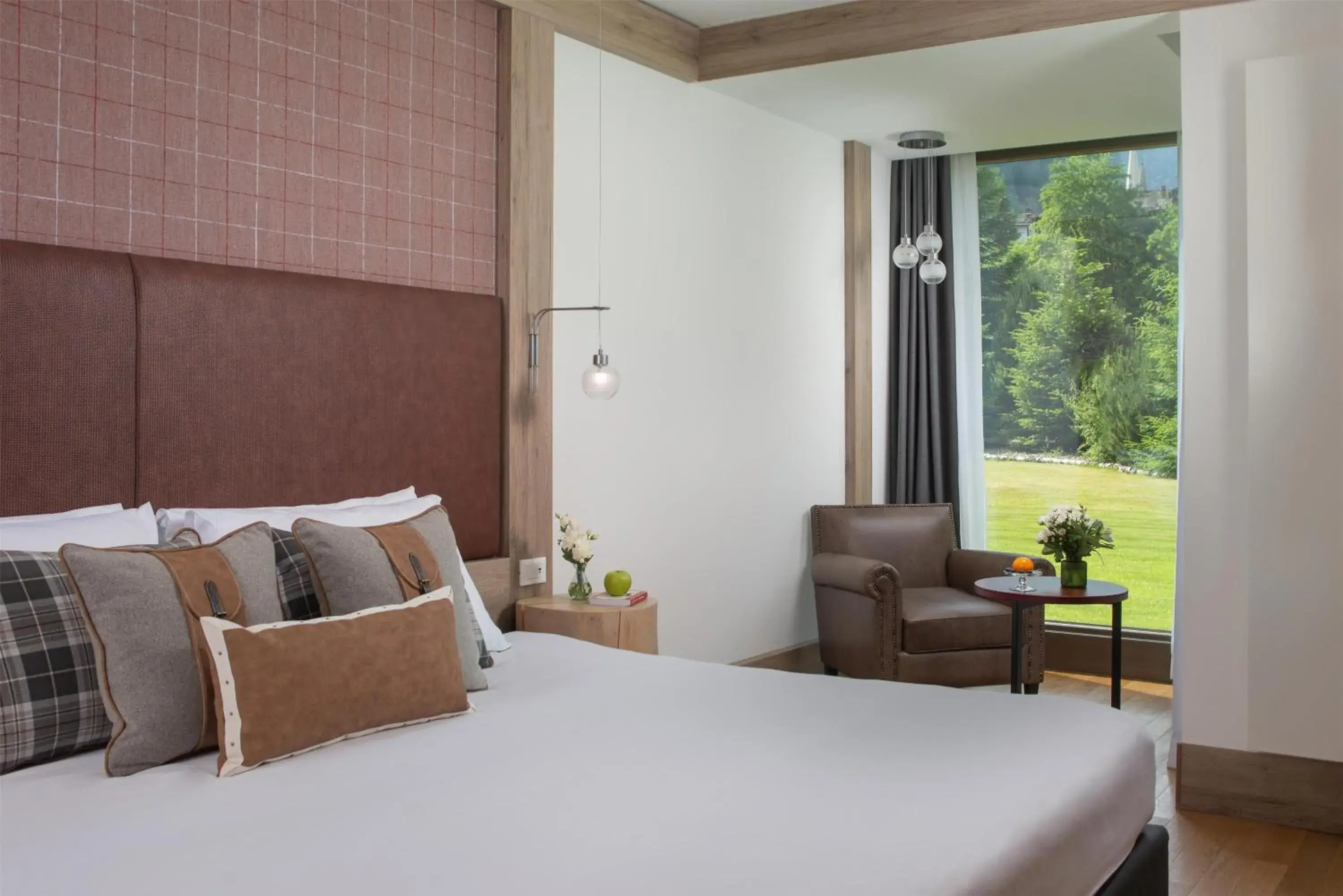 Bedroom, Bed in NH Collection Alagna Mirtillo Rosso Bedroom, Bed in NH Collection Alagna Mirtillo Rosso