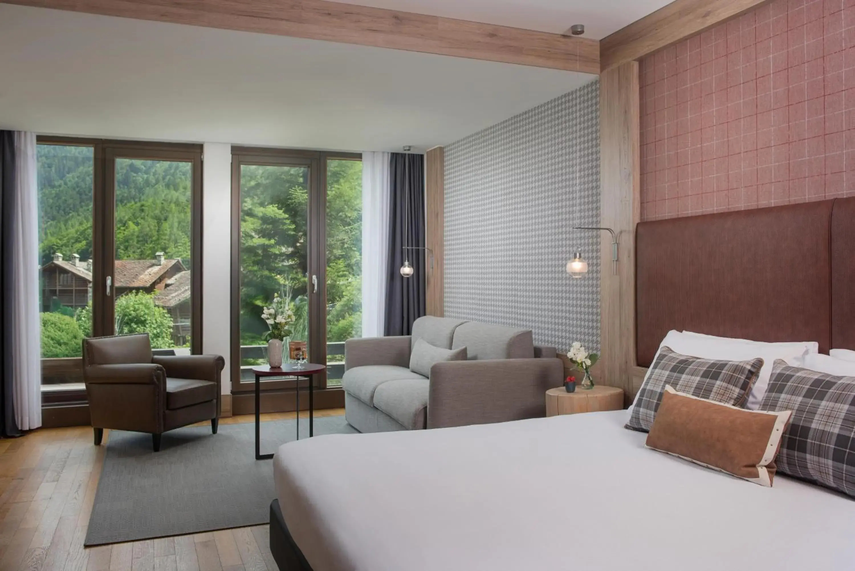 Photo of the whole room, Bed in NH Collection Alagna Mirtillo Rosso Photo of the whole room, Bed in NH Collection Alagna Mirtillo Rosso