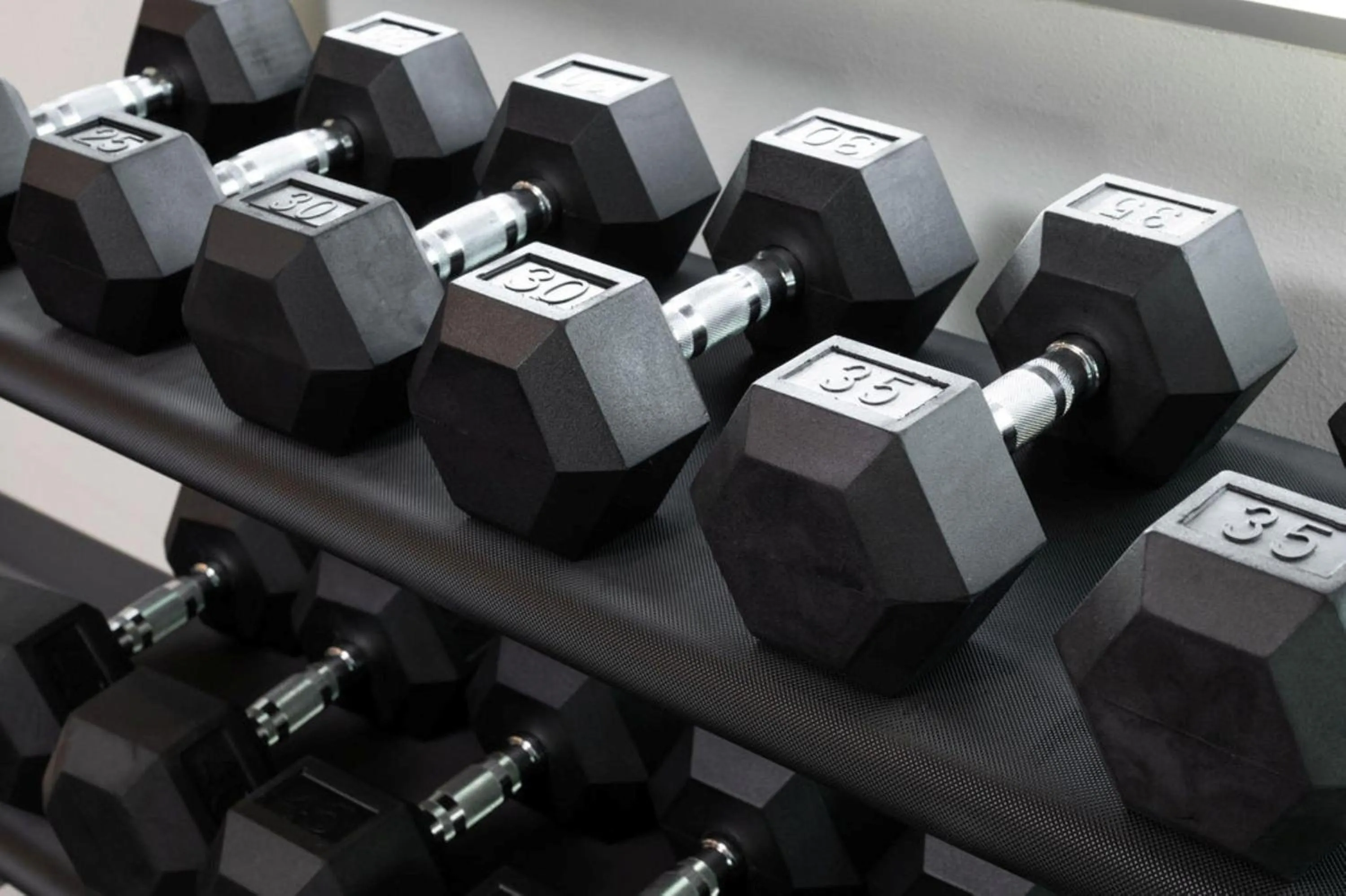 Fitness centre/facilities in Tru By Hilton Grimes Des Moines