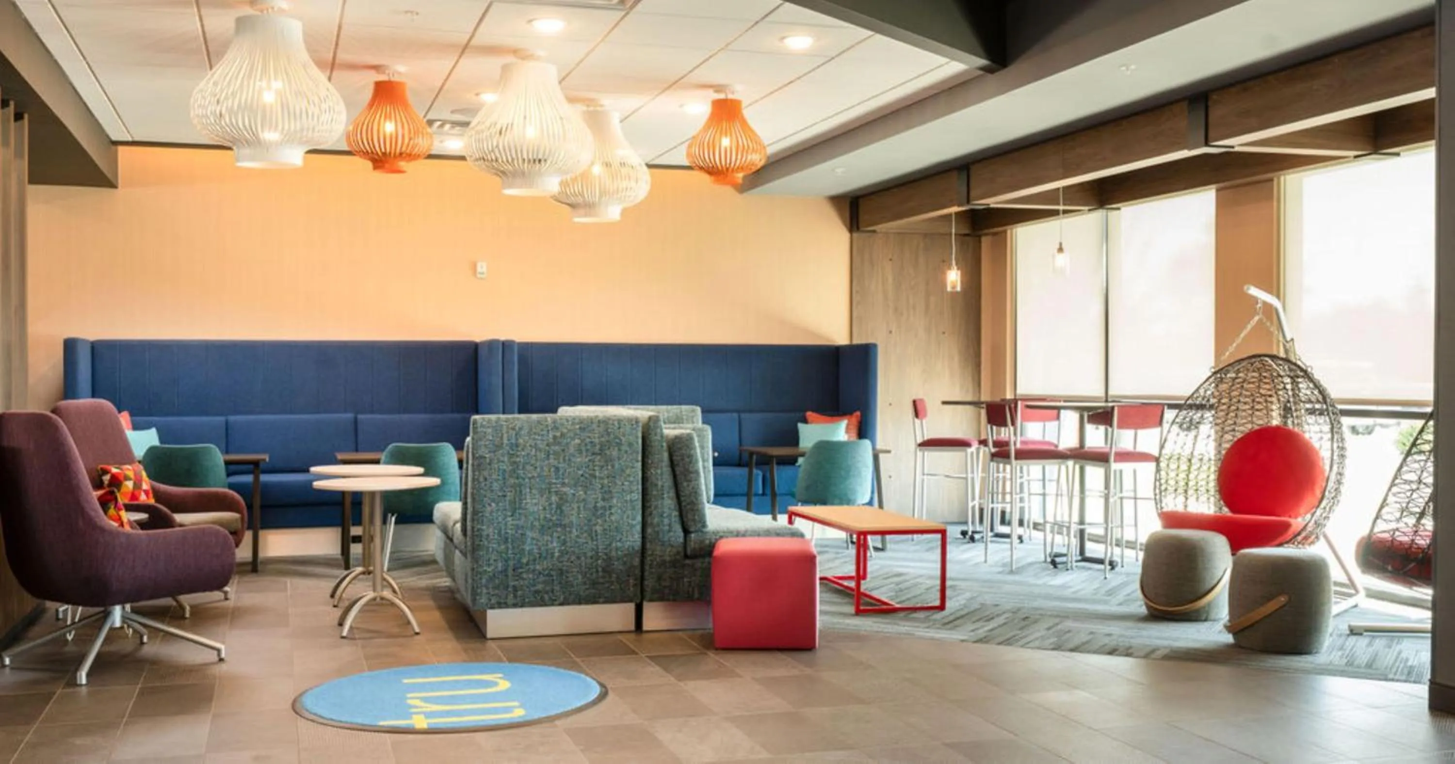 Lobby or reception in Tru By Hilton Grimes Des Moines