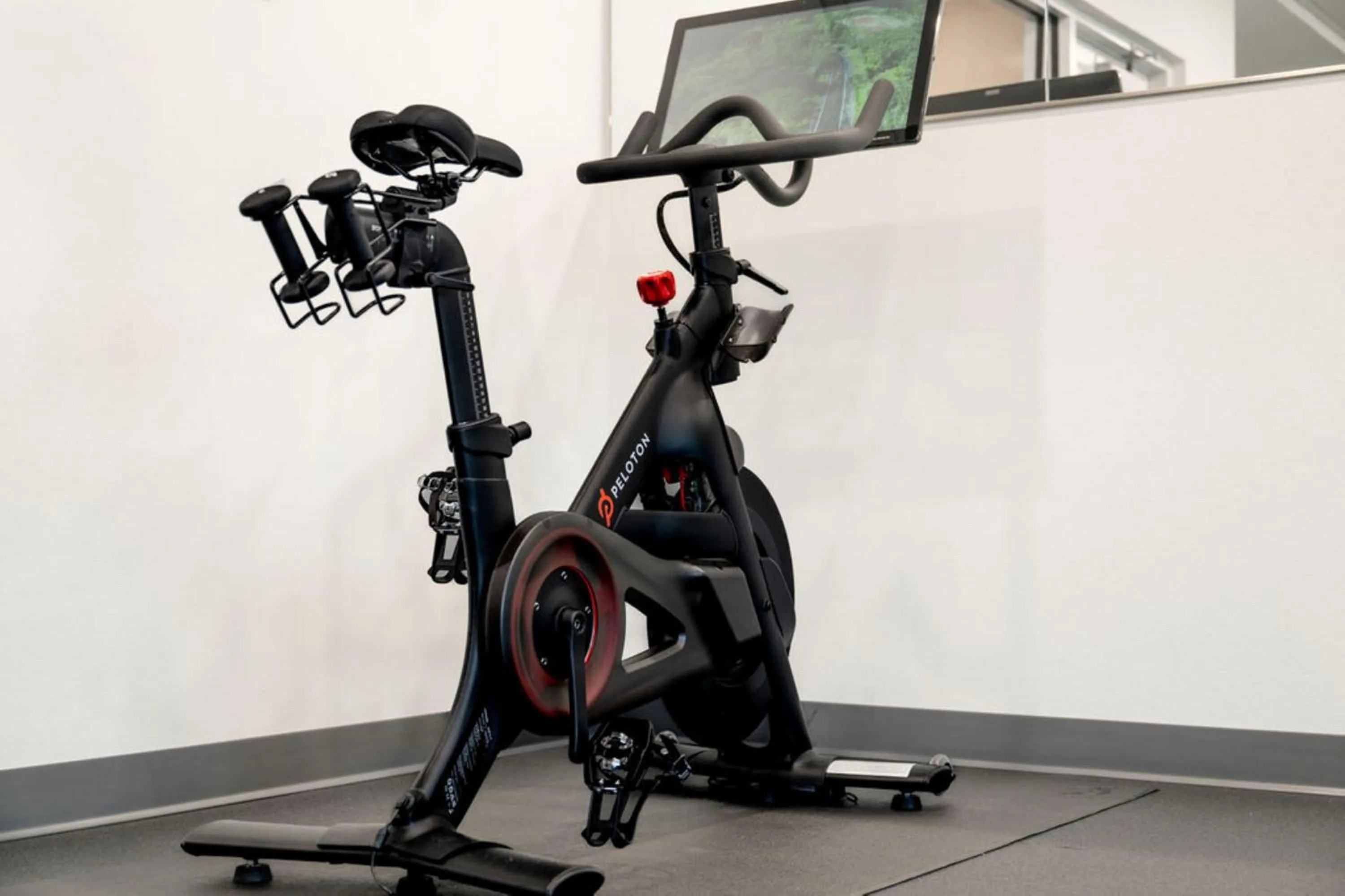 Fitness centre/facilities in Tru By Hilton Grimes Des Moines