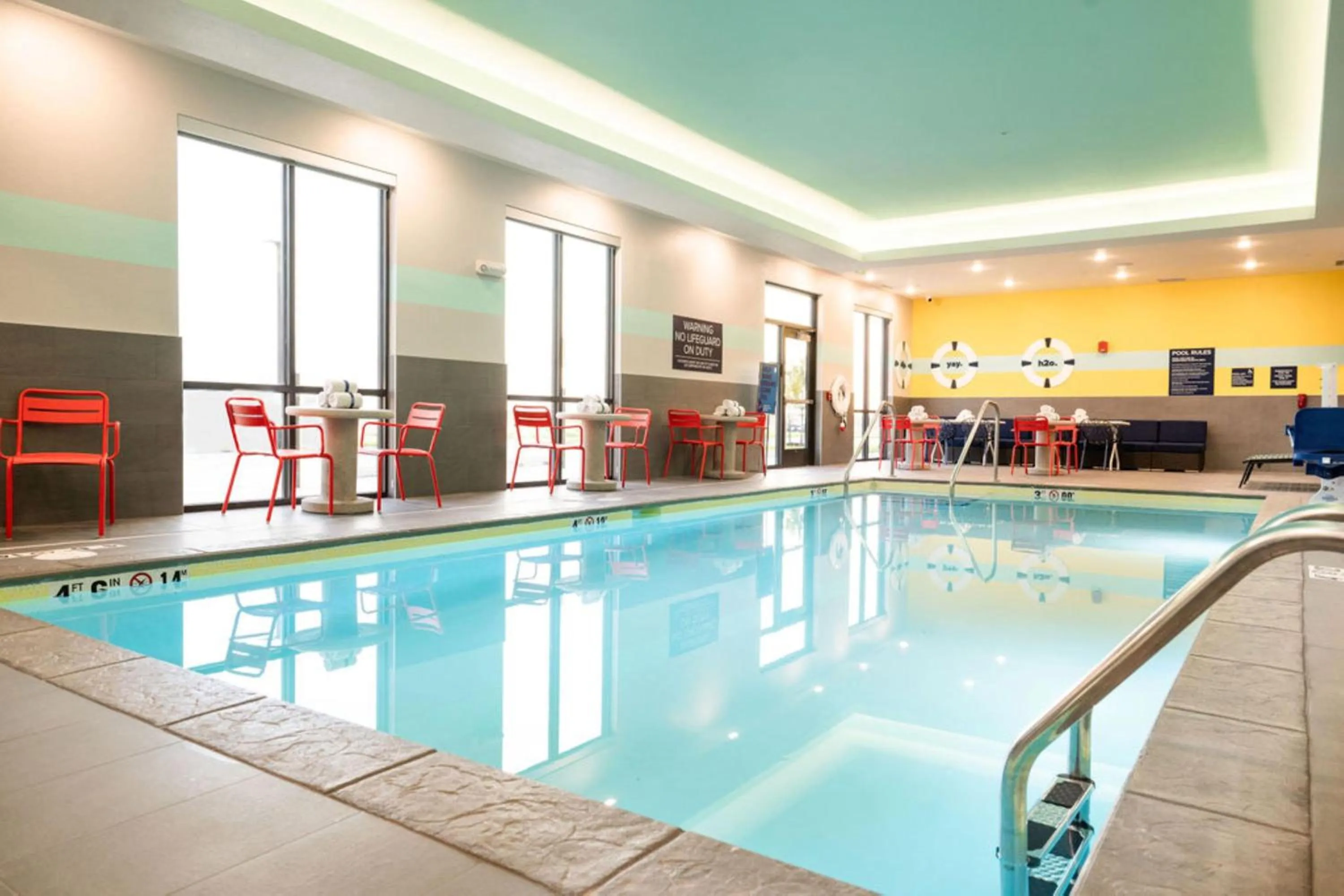 Pool view in Tru By Hilton Grimes Des Moines