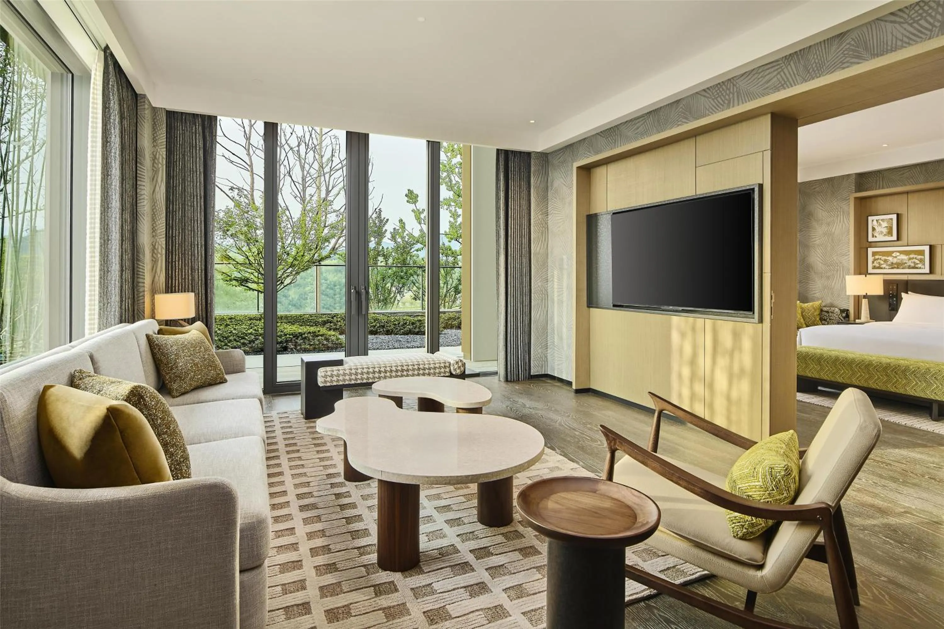 Living room in Shu Hua Hotel Tianmu Mountain, Curio Collection By Hilton