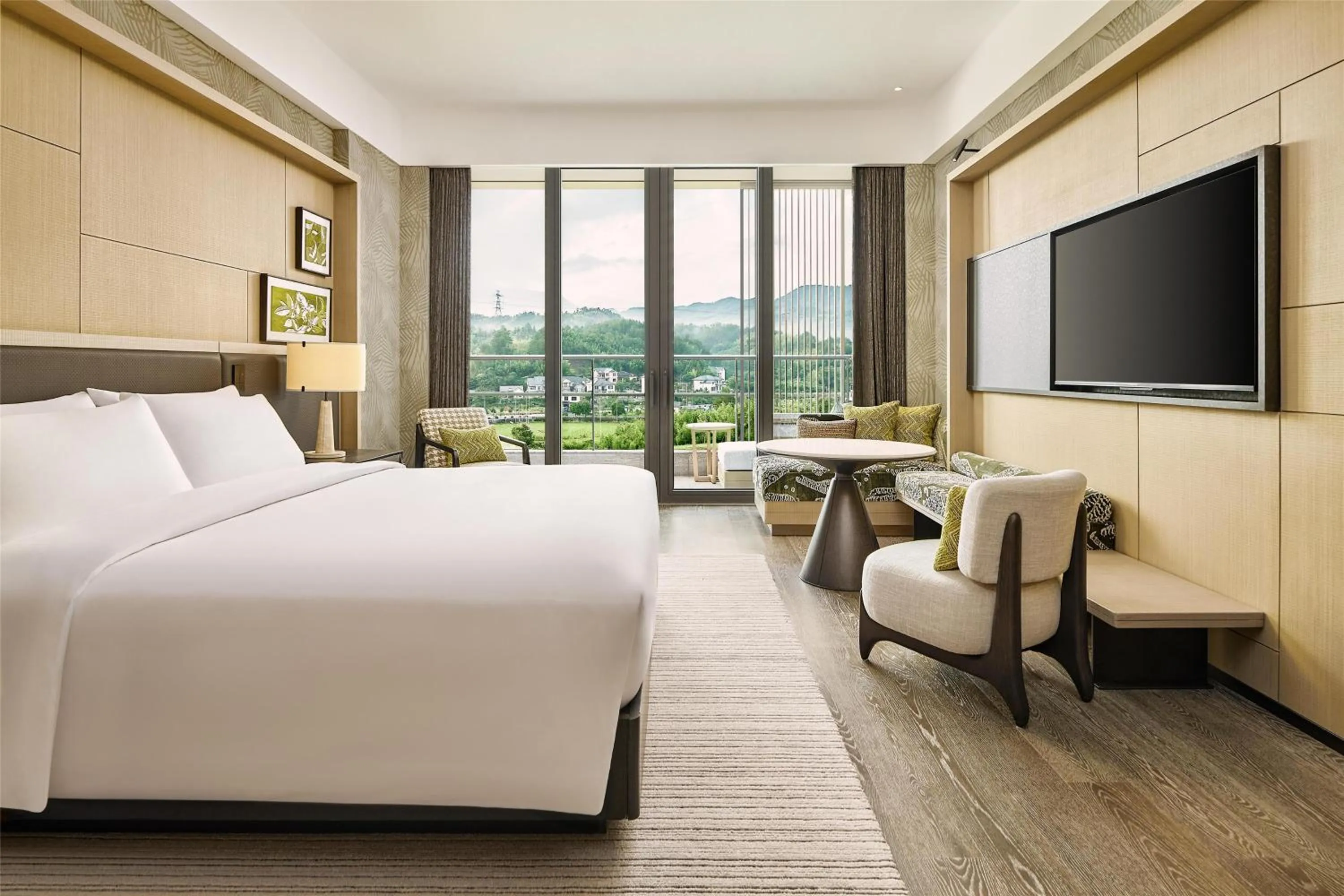 Bed in Shu Hua Hotel Tianmu Mountain, Curio Collection By Hilton