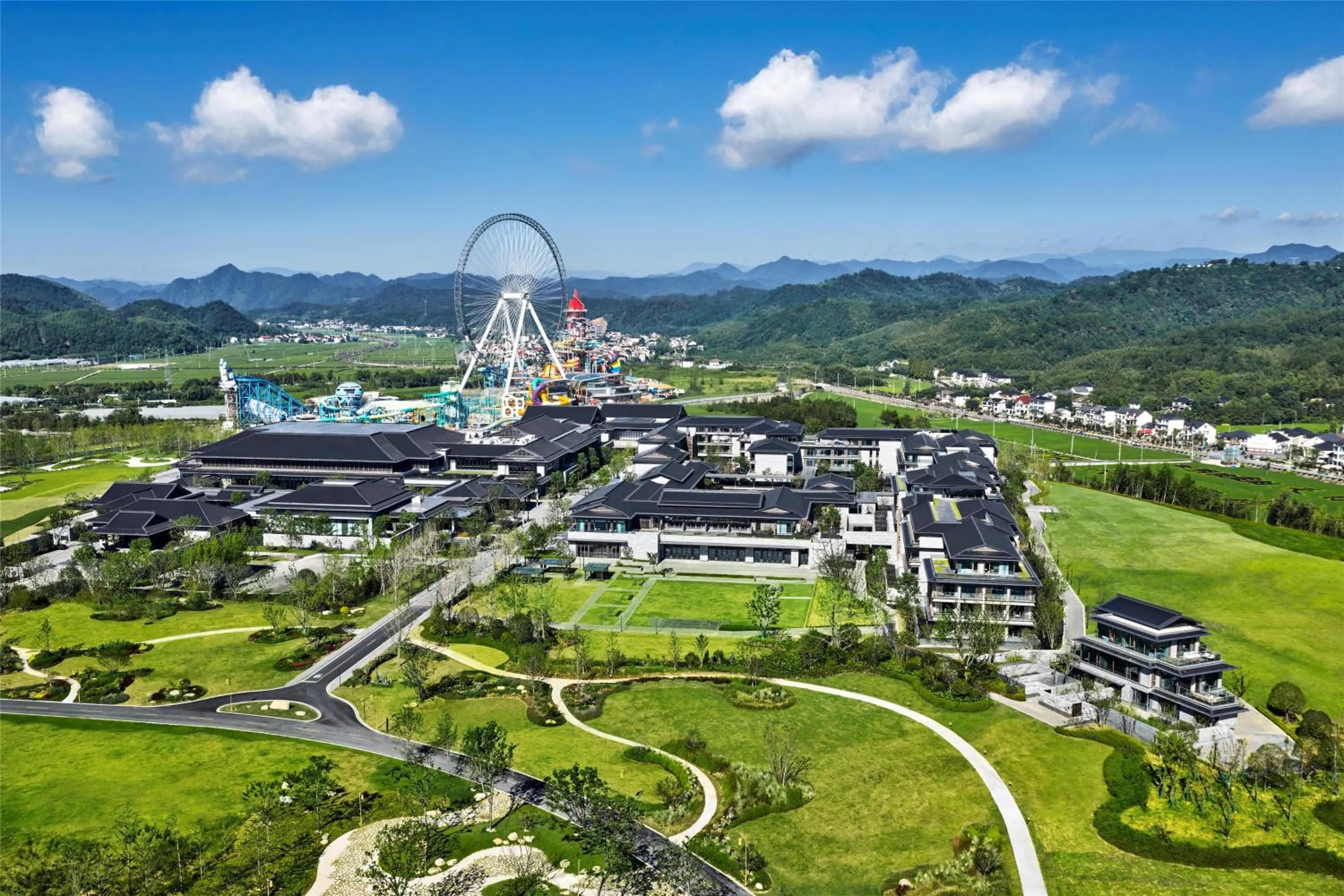 Property building in Shu Hua Hotel Tianmu Mountain, Curio Collection By Hilton