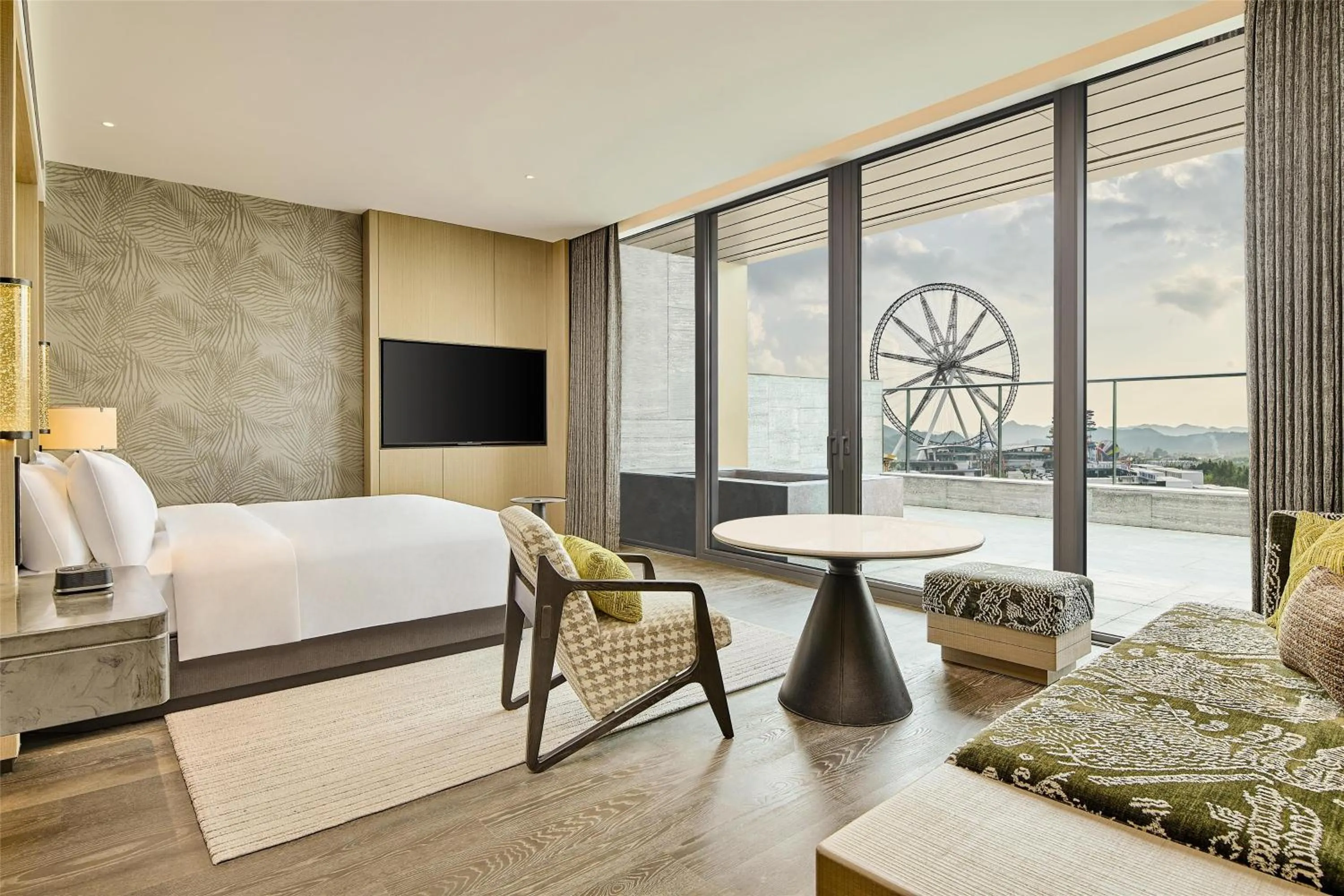 Bed in Shu Hua Hotel Tianmu Mountain, Curio Collection By Hilton