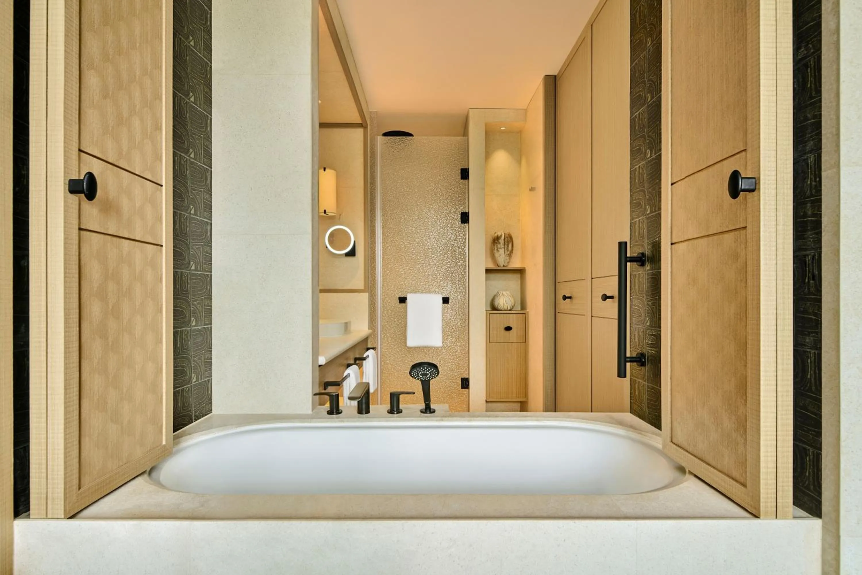 Bathroom, Bed in Shu Hua Hotel Tianmu Mountain, Curio Collection By Hilton