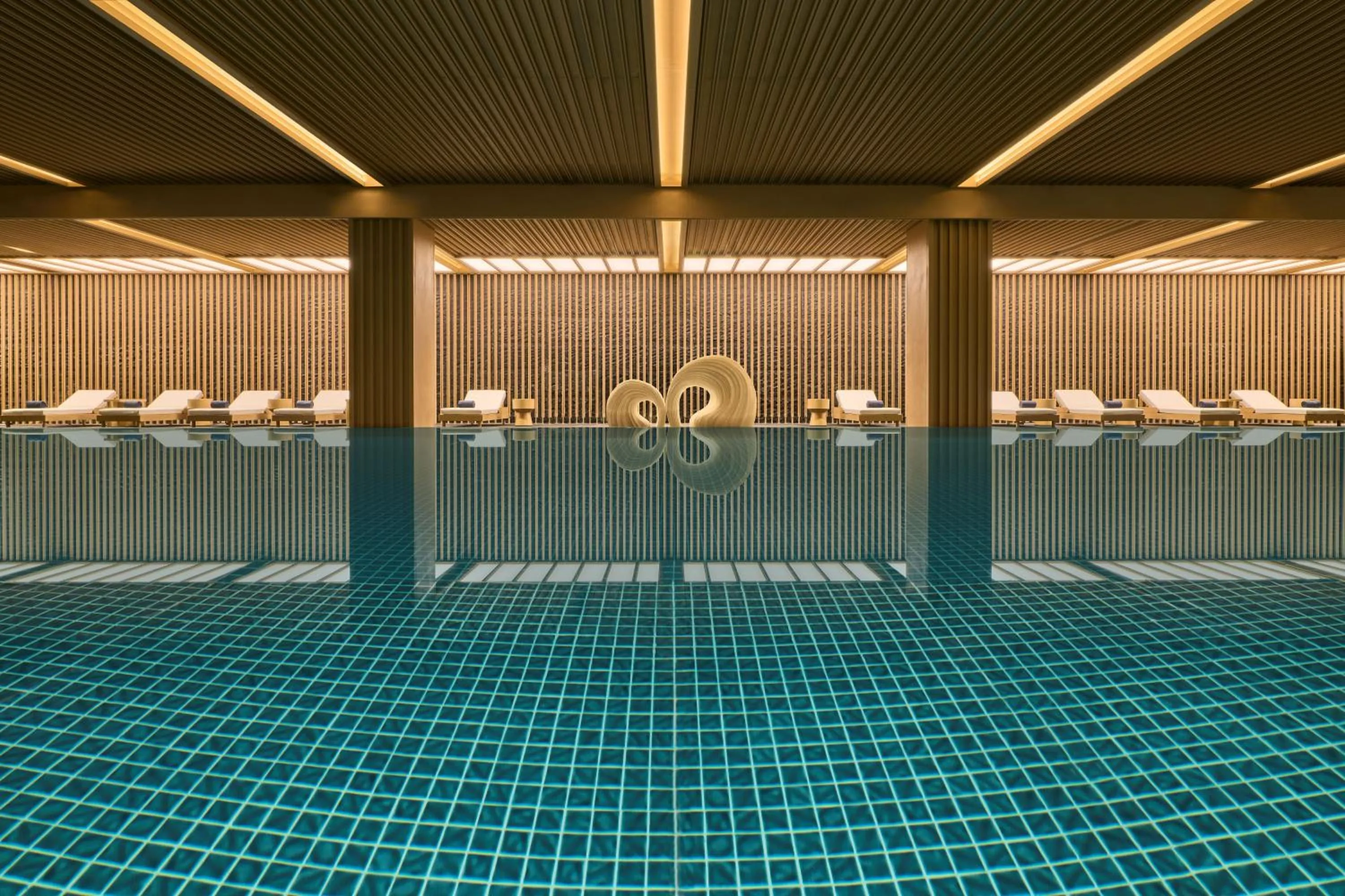 Swimming pool in Shu Hua Hotel Tianmu Mountain, Curio Collection By Hilton