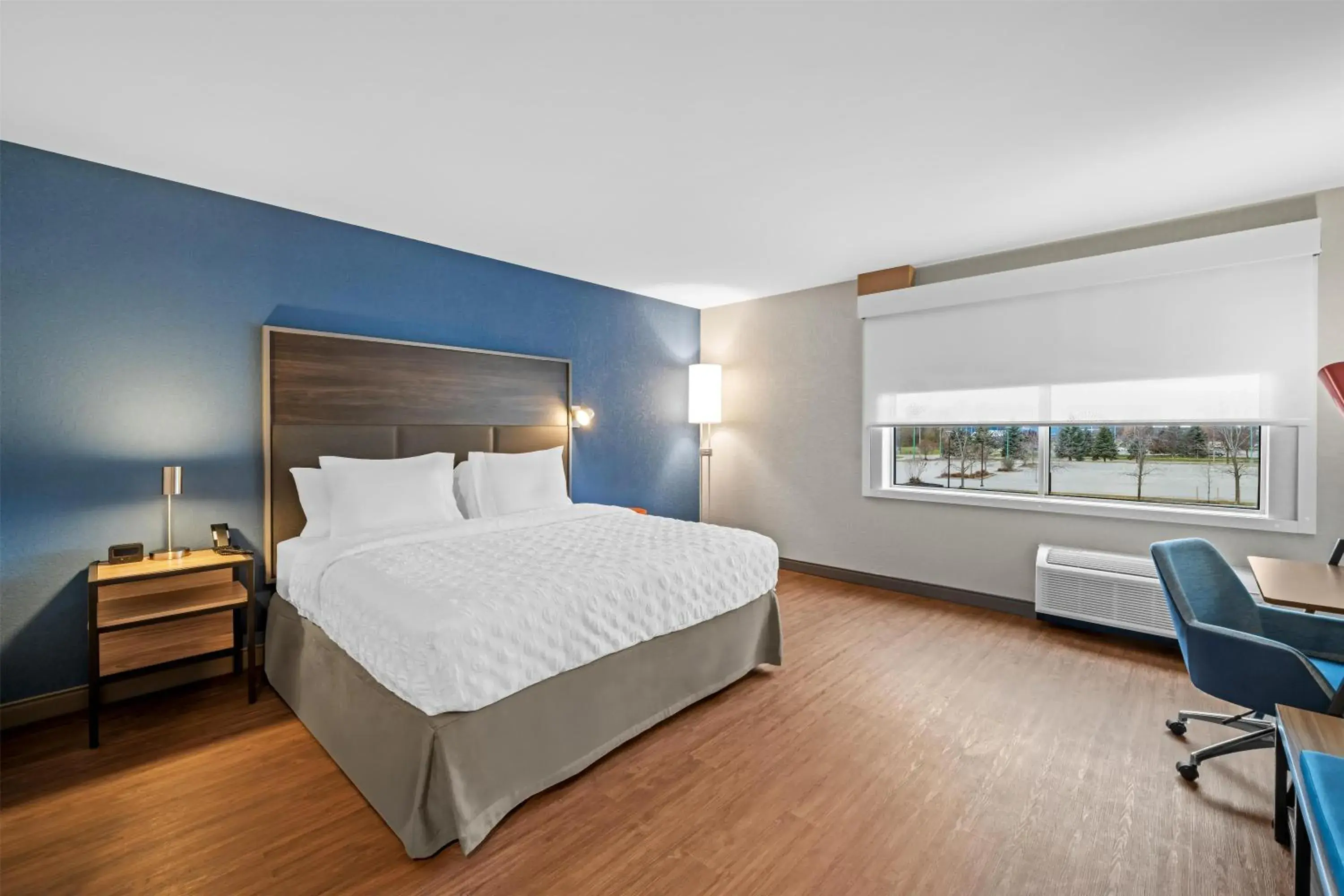 Bed in Tru By Hilton Oshawa Bed in Tru By Hilton Oshawa