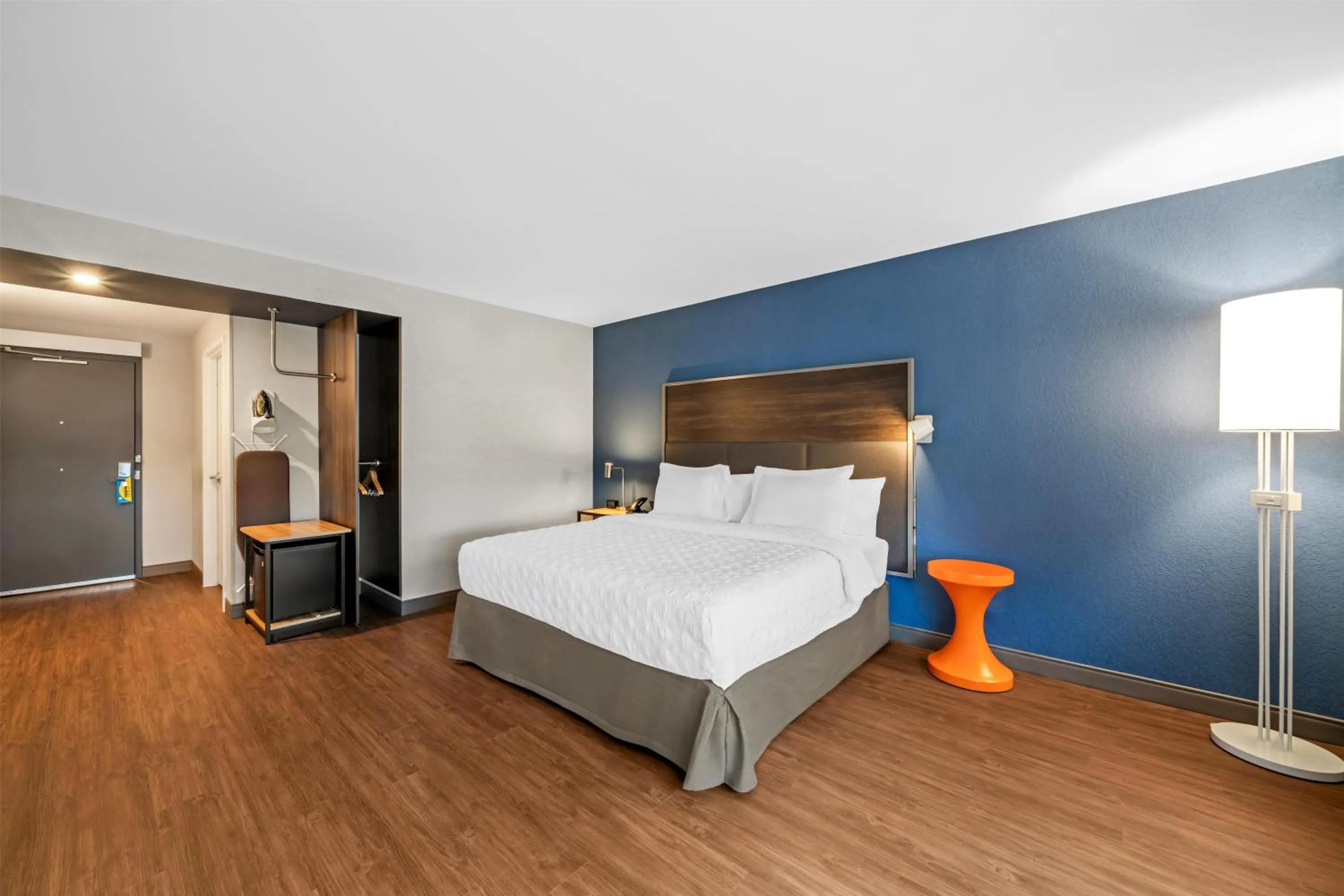 Bed in Tru By Hilton Oshawa