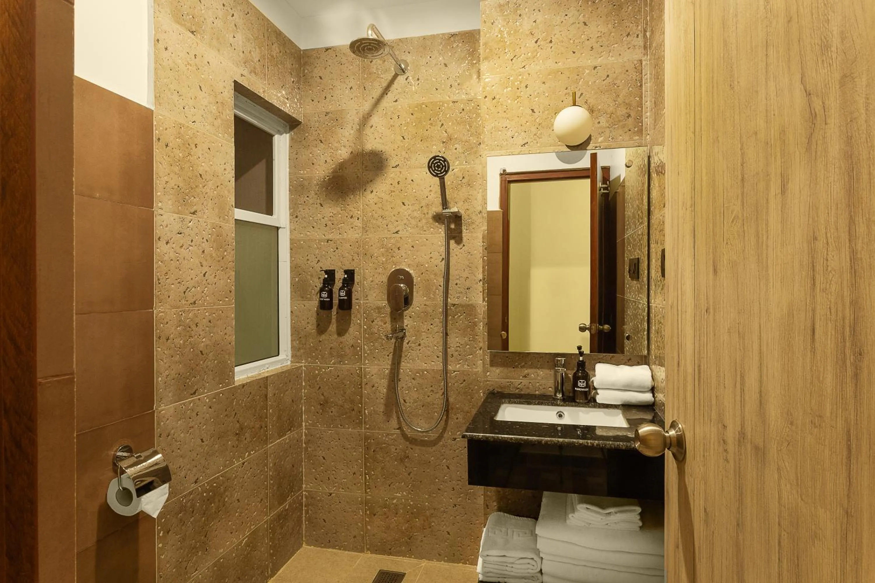 Shower in Nova Tara Hotel Kathmandu