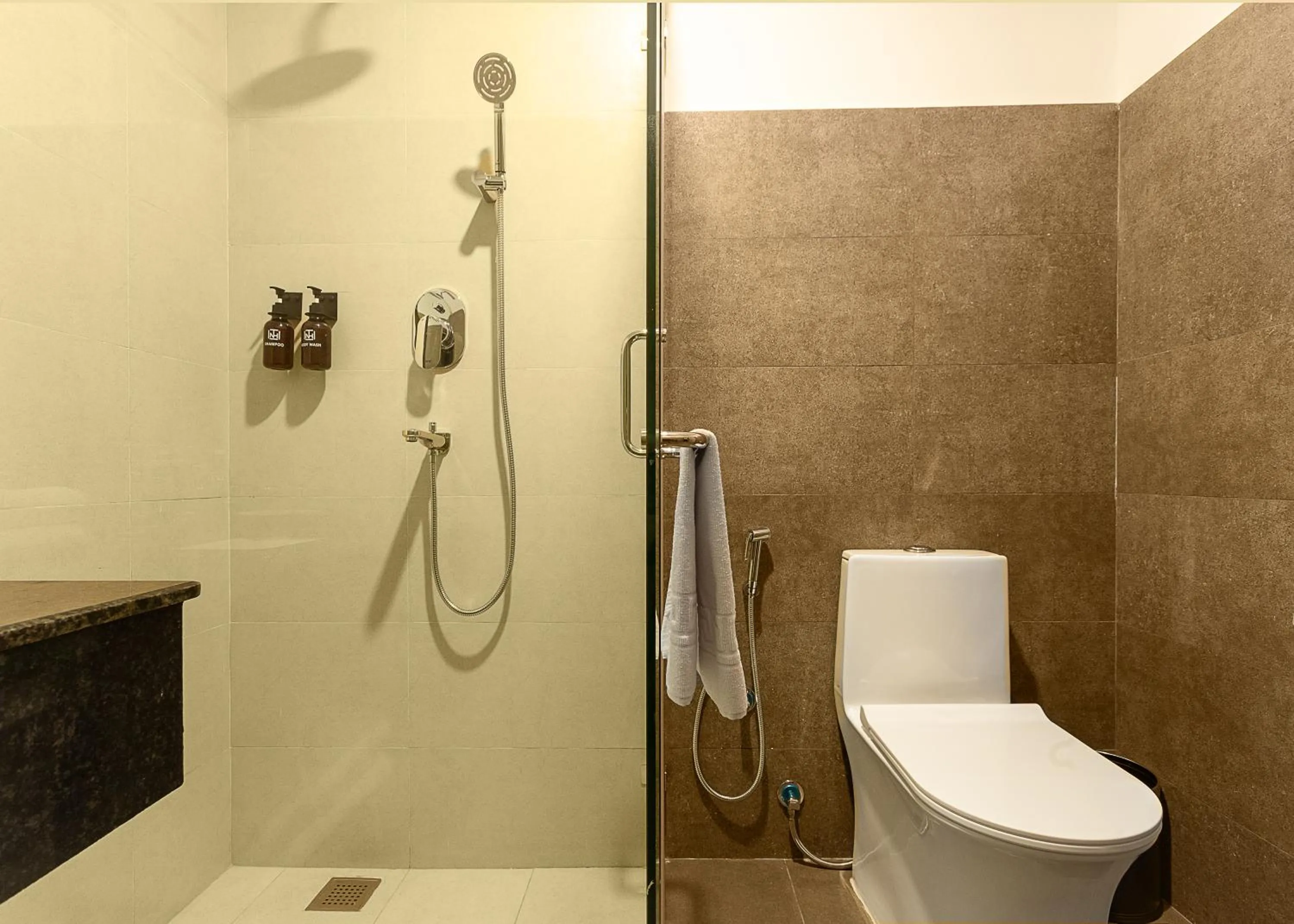 Shower in Nova Tara Hotel Kathmandu