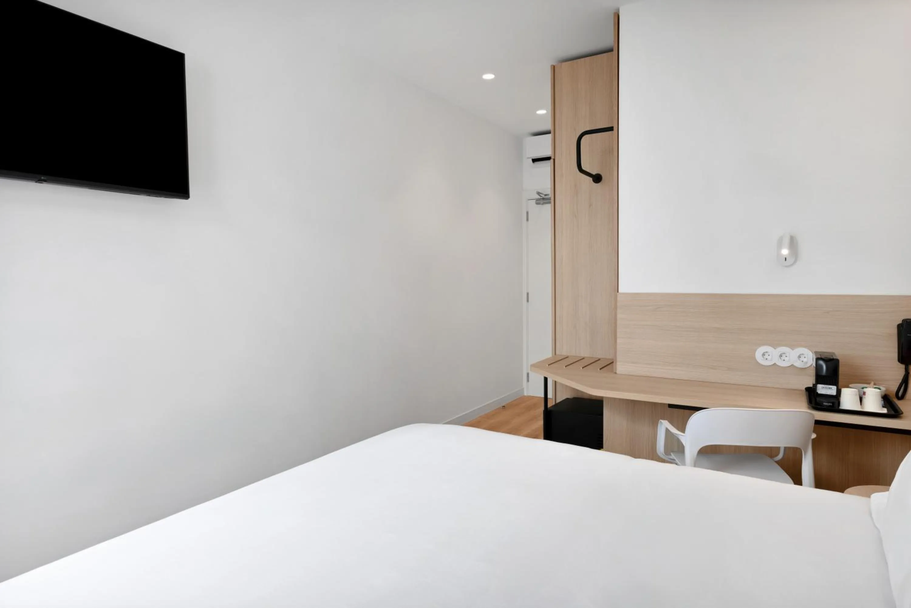 Bed in B&B HOTEL Alicante Aeropuerto