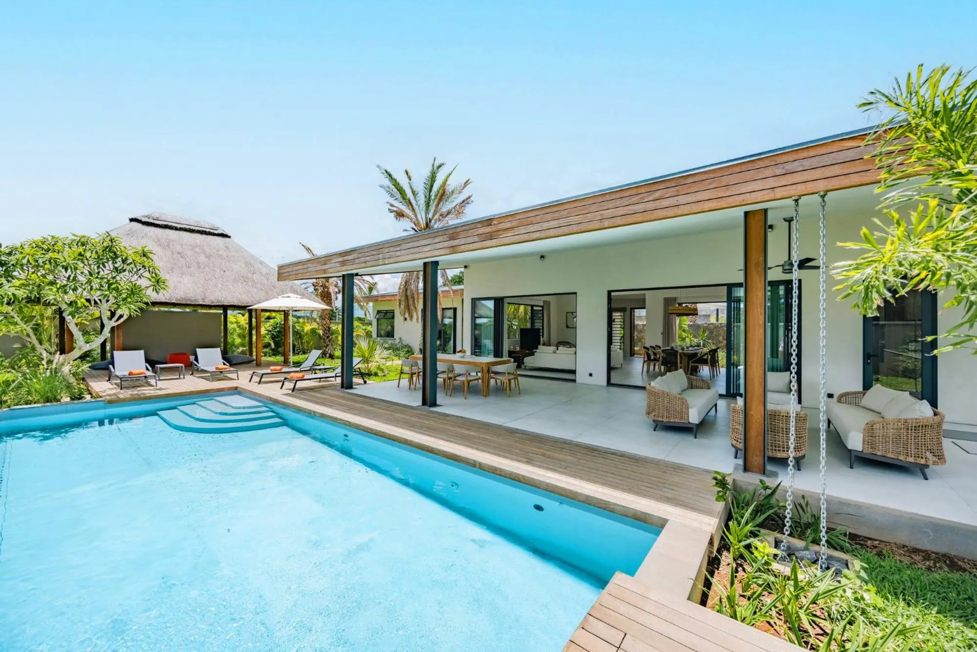 Garden in Eko Savannah by MJ Holidays