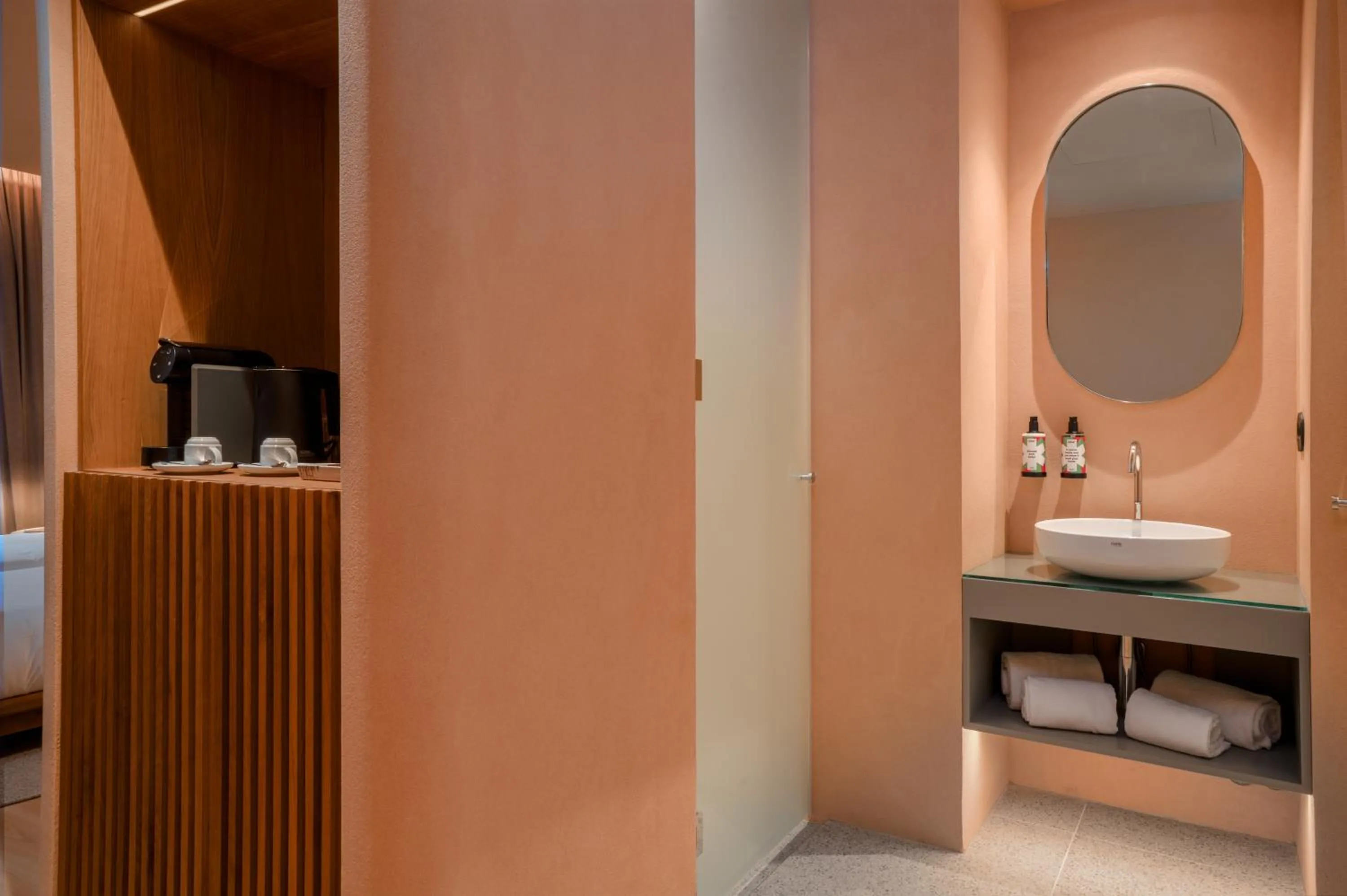 Bathroom in Akeah Porto Centro